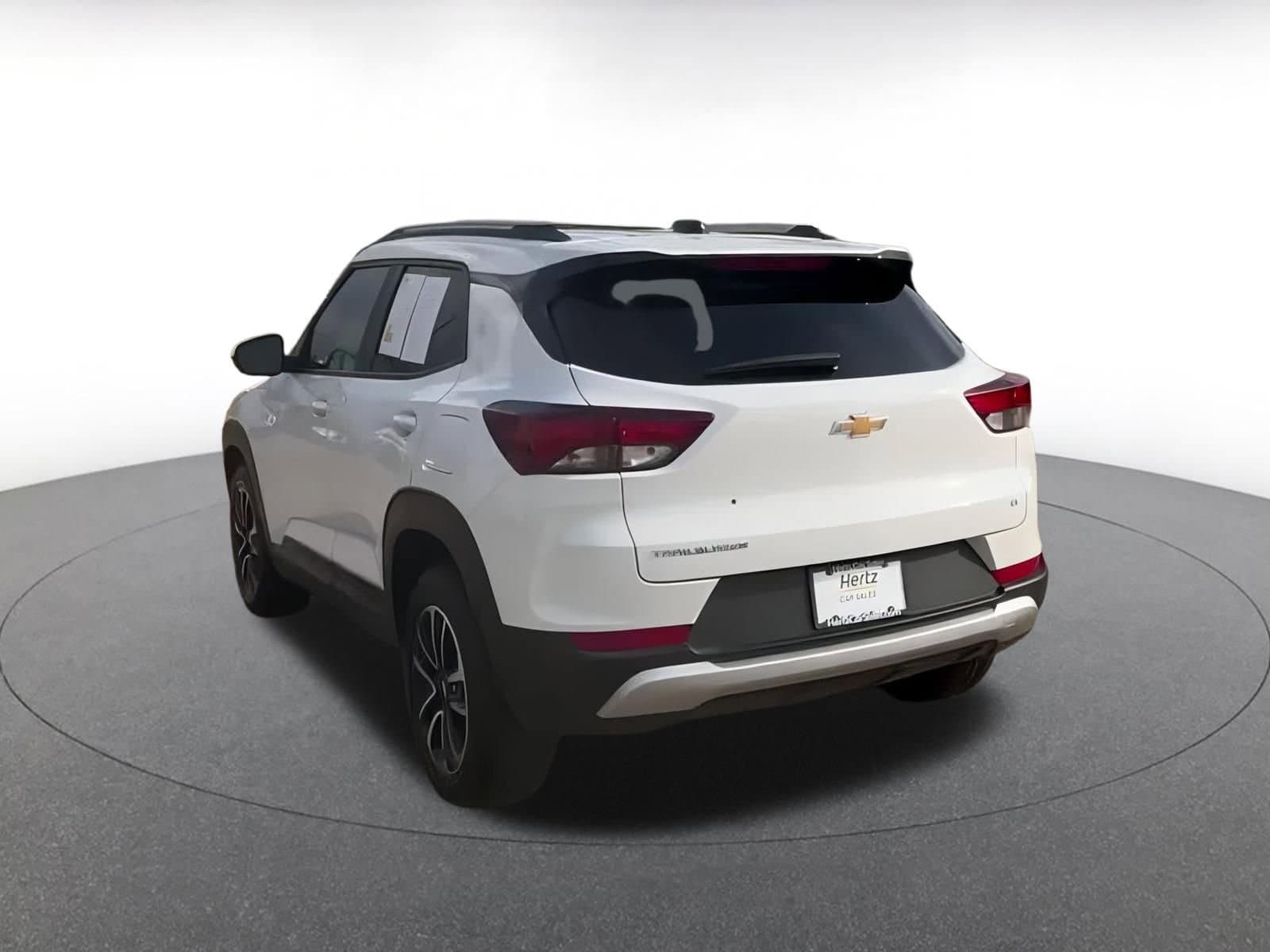 Thumbnail: 2025 Chevrolet TrailBlazer - 10