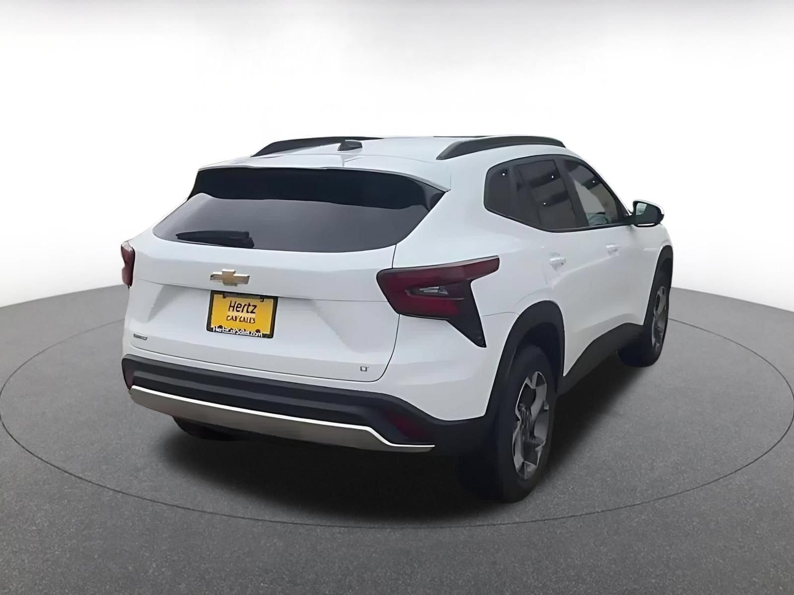 Thumbnail: 2025 Chevrolet Trax - 15