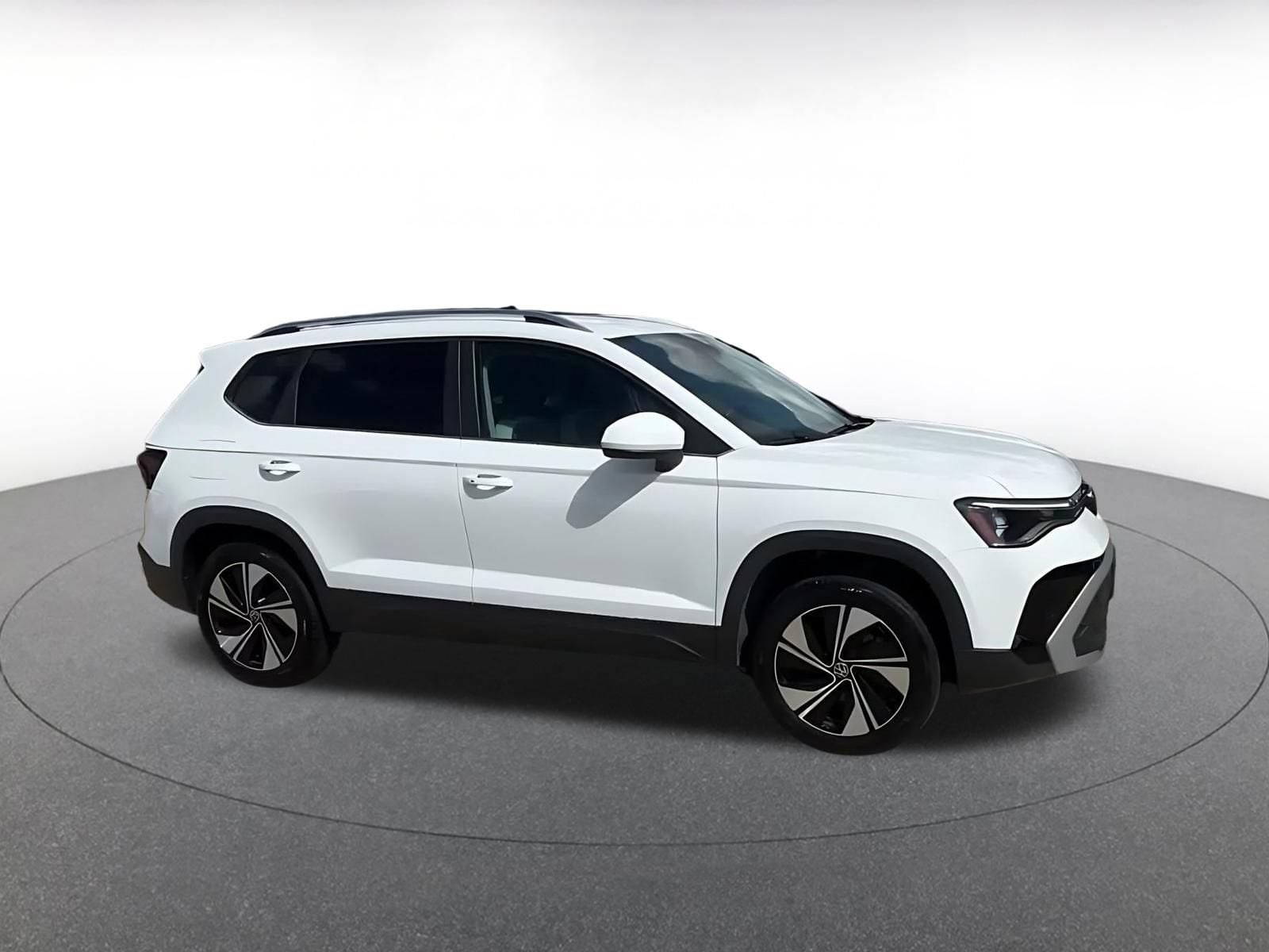 Thumbnail: 2026 Volkswagen Taos - 2