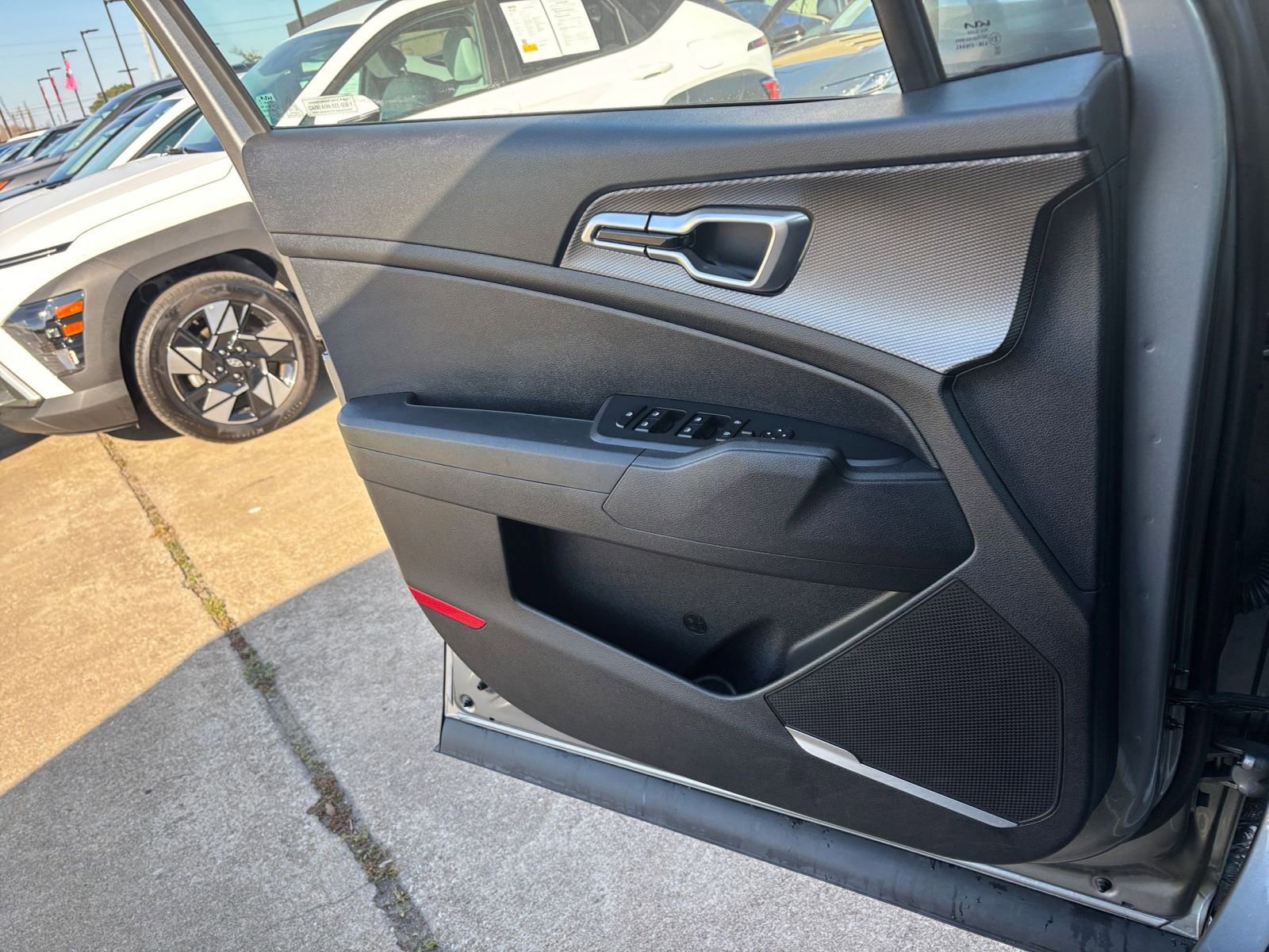 Thumbnail: 2024 Kia Sportage - 20