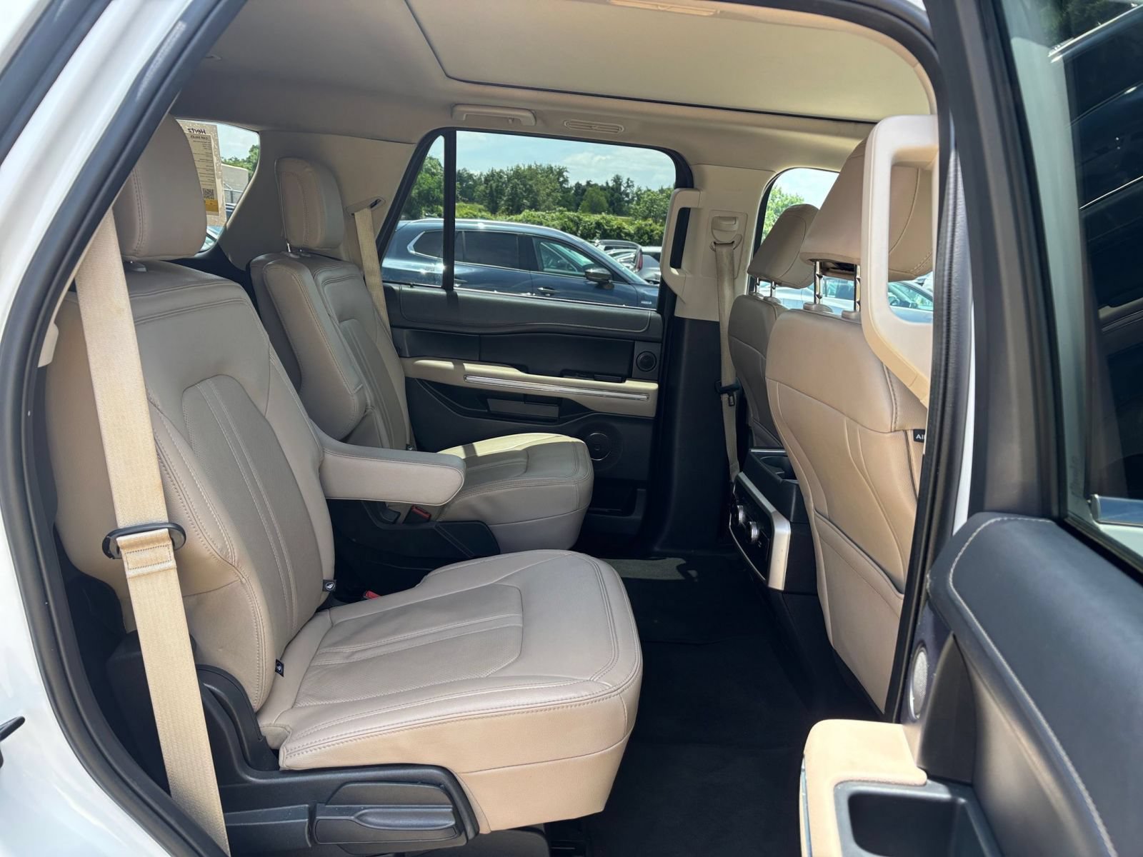 Thumbnail: 2024 Ford Expedition - 24