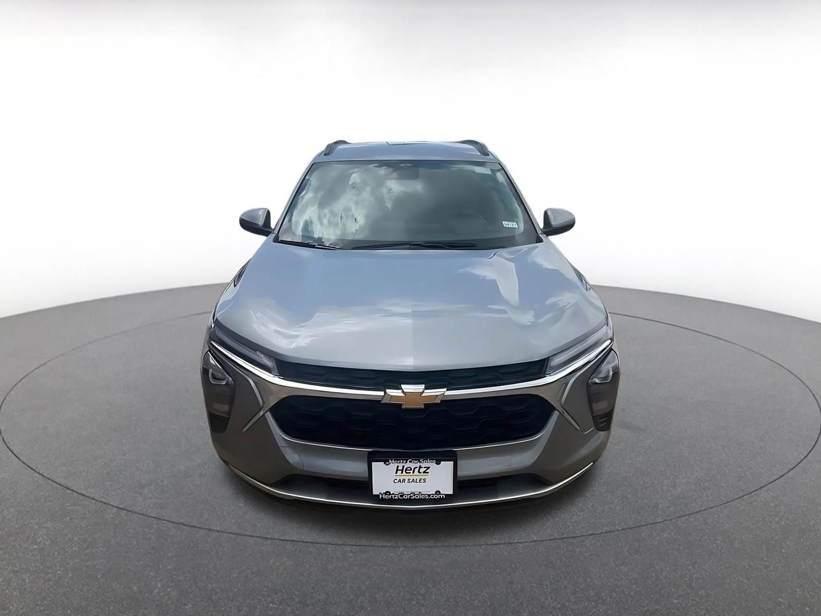 Thumbnail: 2025 Chevrolet Trax - 4