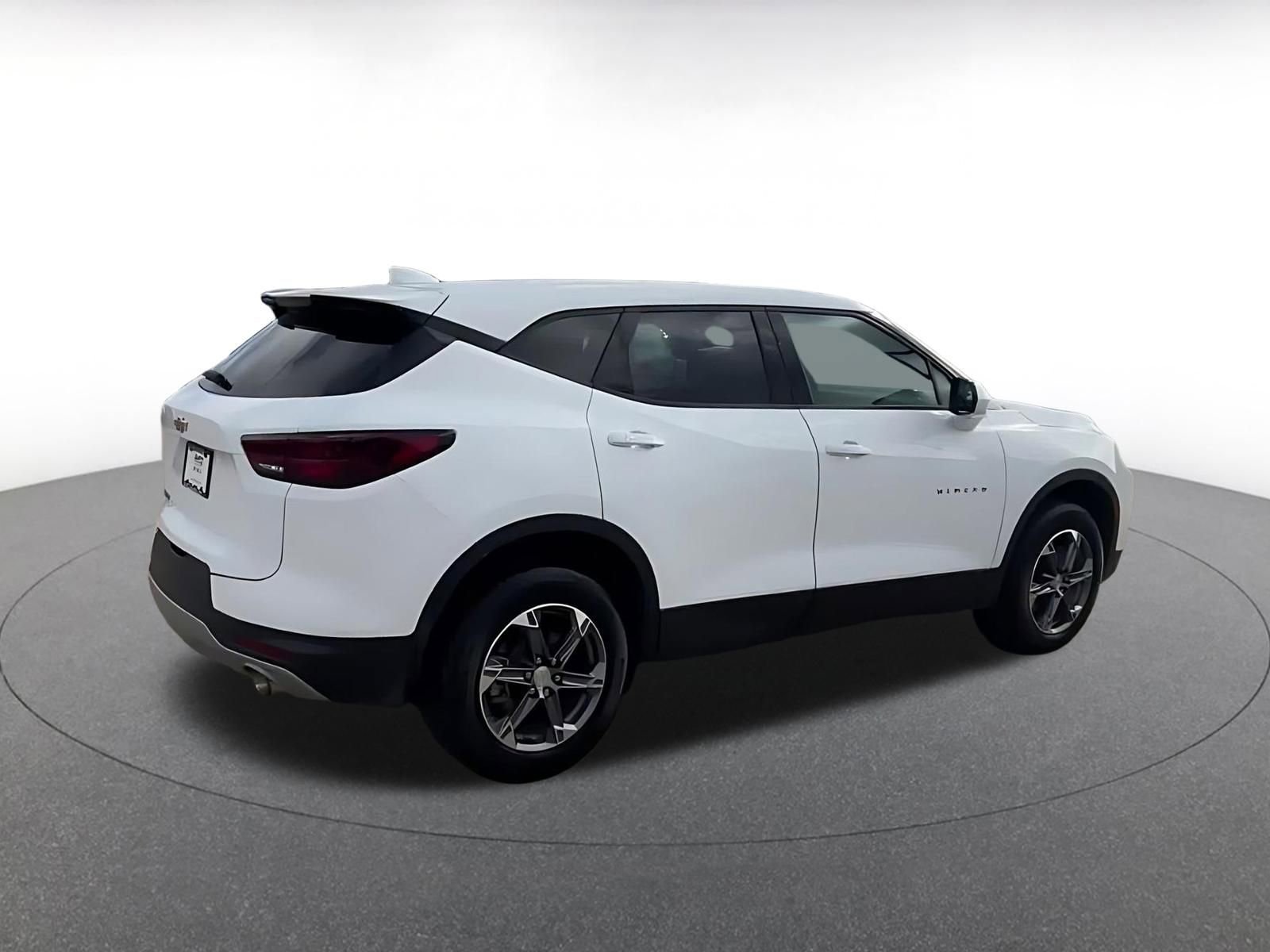 Thumbnail: 2025 Chevrolet Blazer - 15