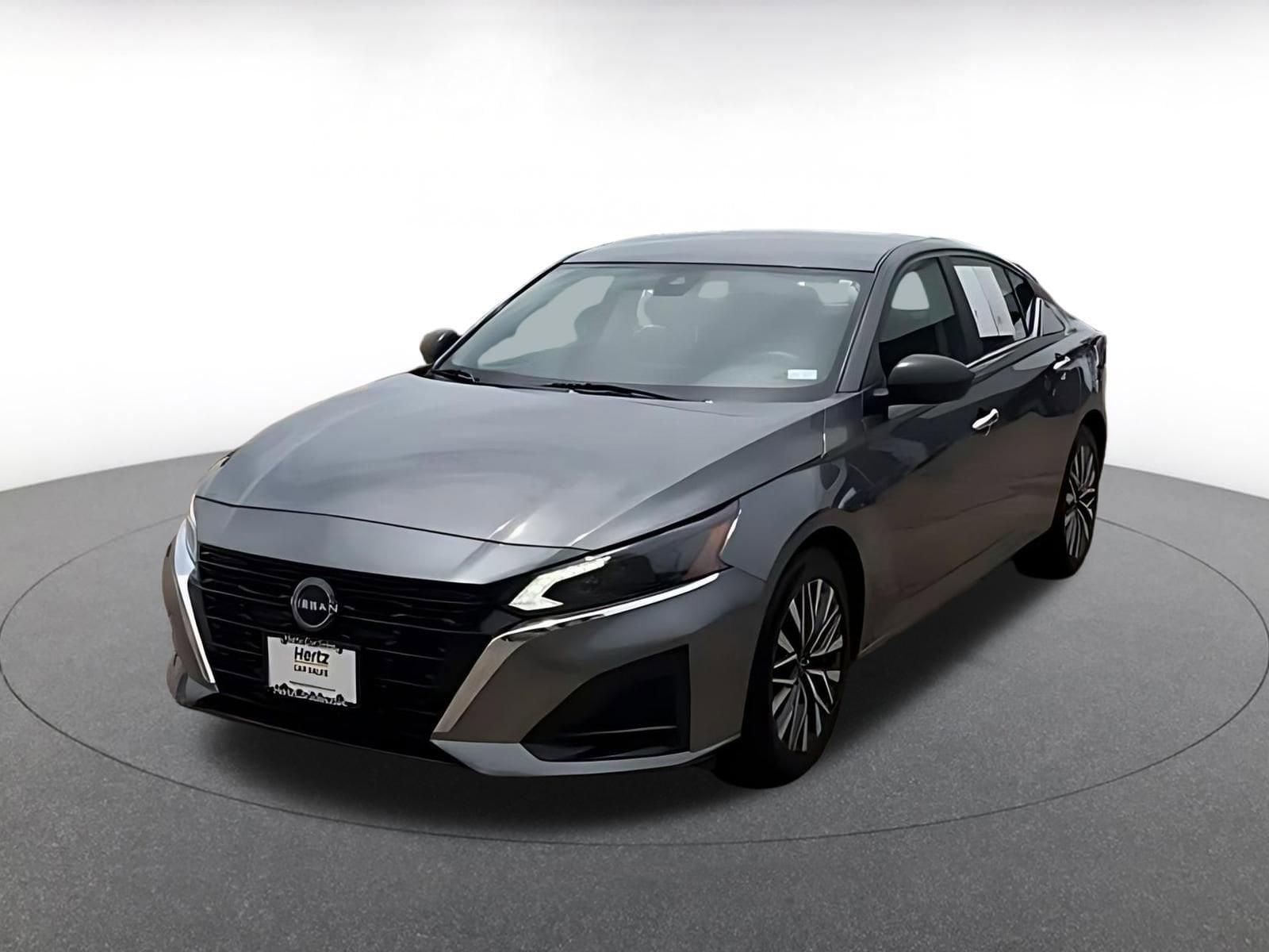 Thumbnail: 2025 Nissan Altima - 7