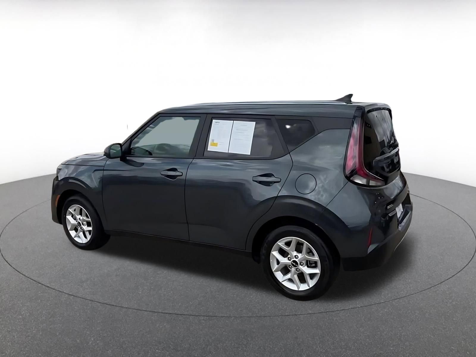 Thumbnail: 2025 Kia Soul - 10