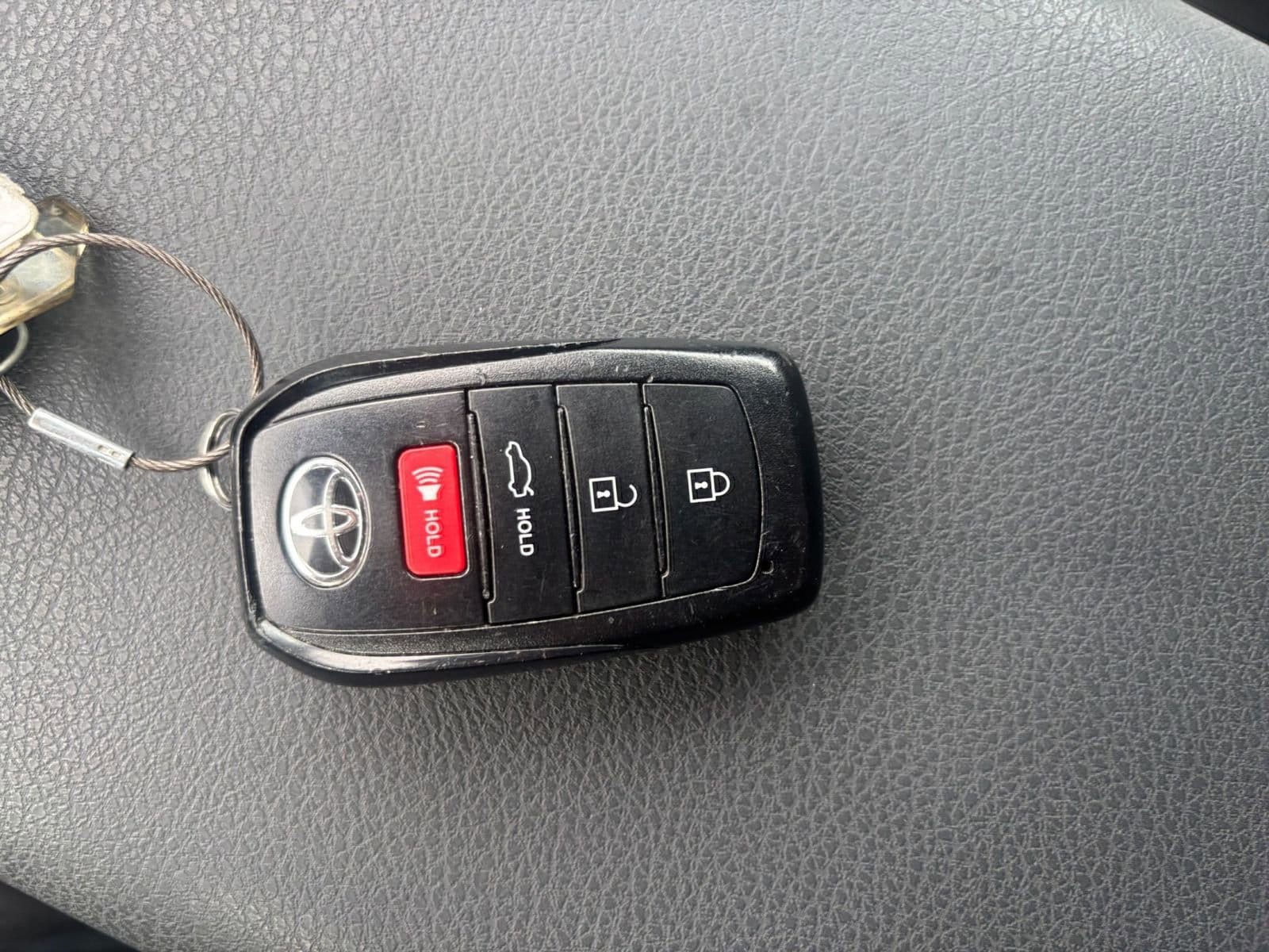 Thumbnail: 2025 Toyota Camry - 22