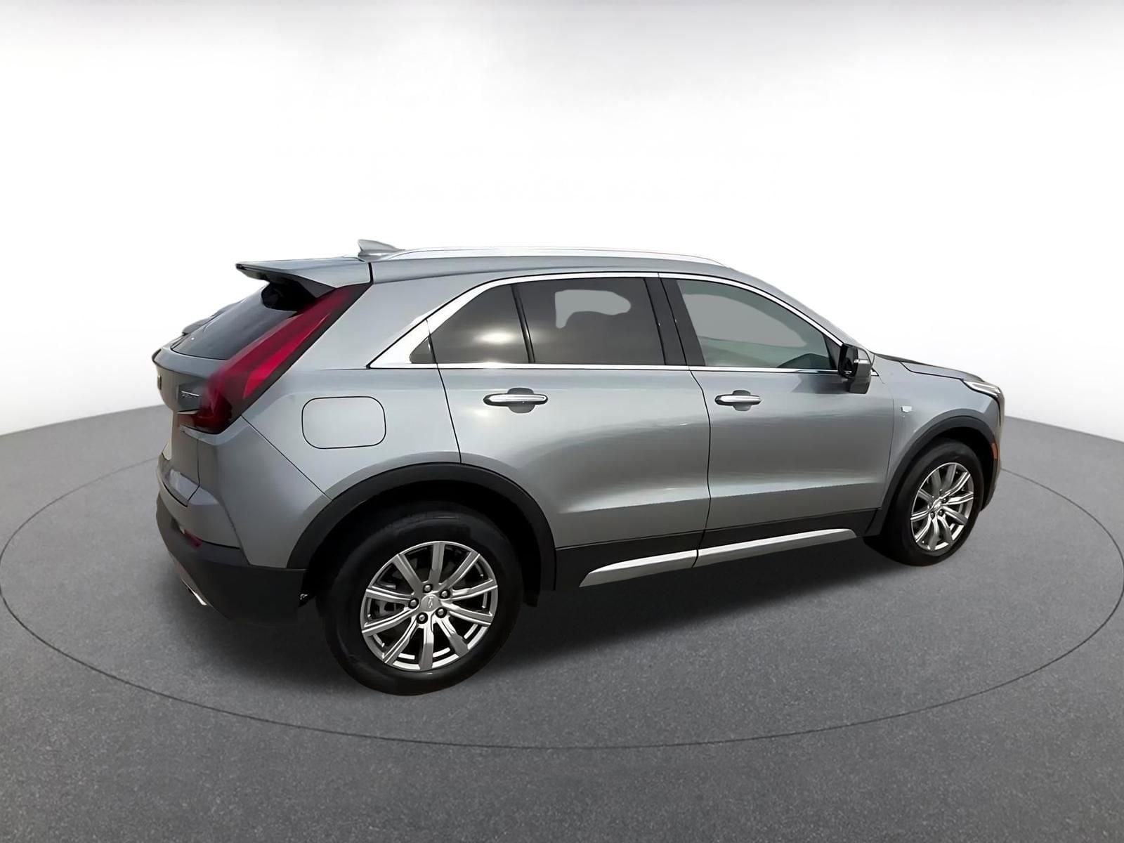 Thumbnail: 2023 Cadillac XT4 - 15