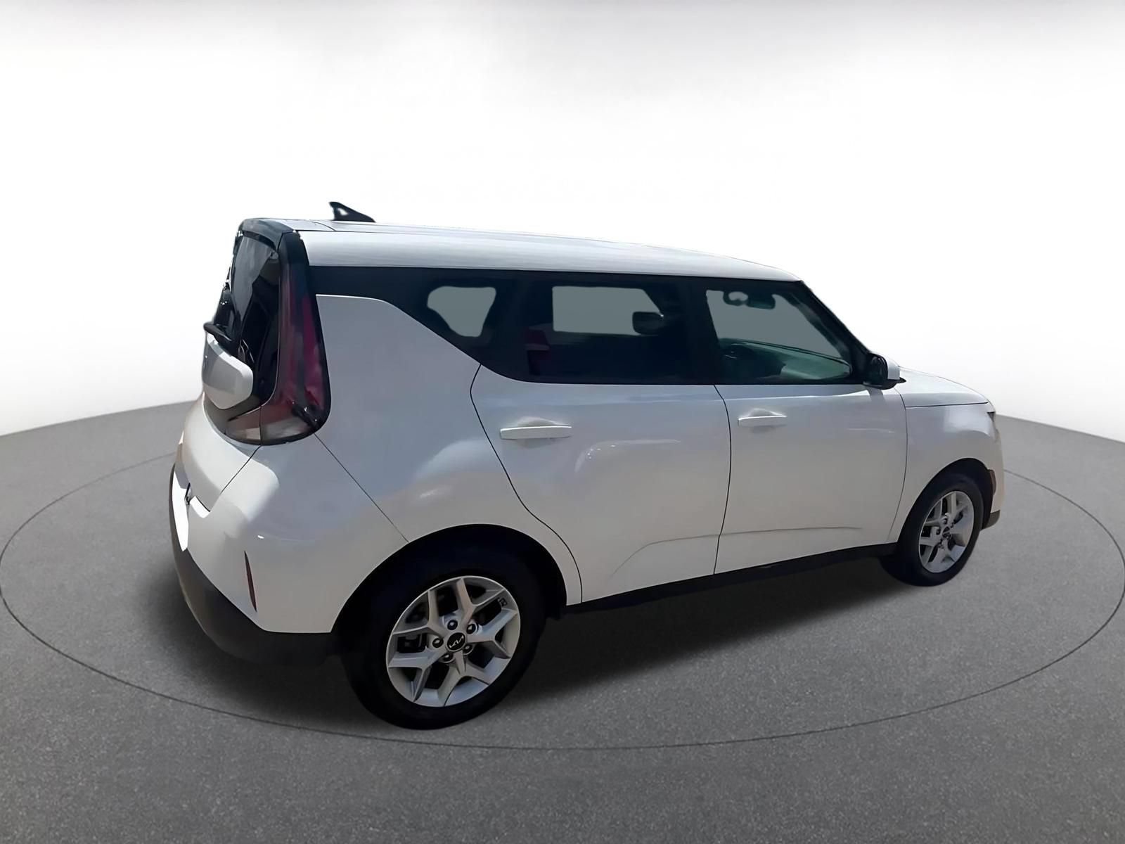 Thumbnail: 2025 Kia Soul - 15