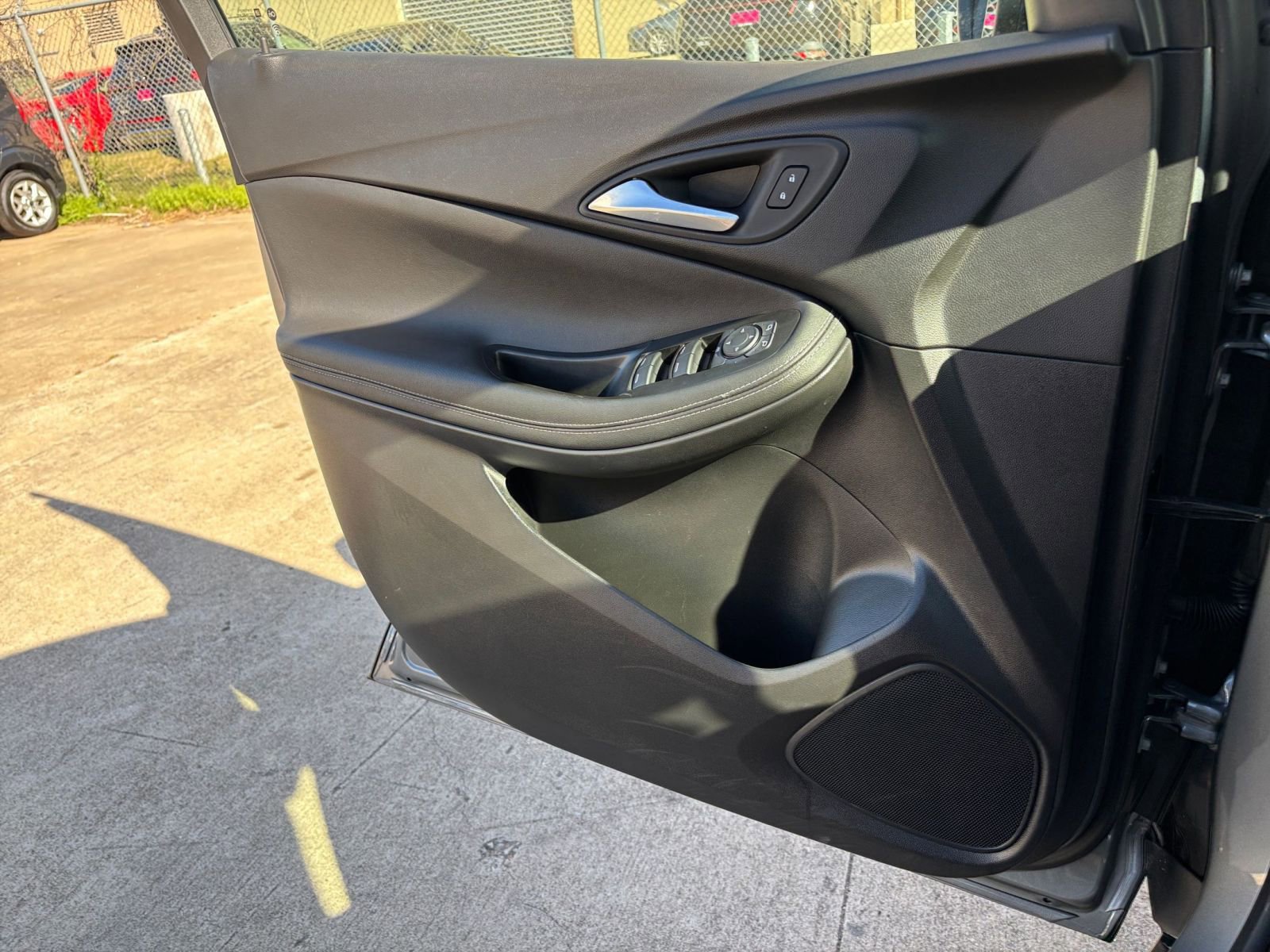 Thumbnail: 2025 Buick Encore GX - 18