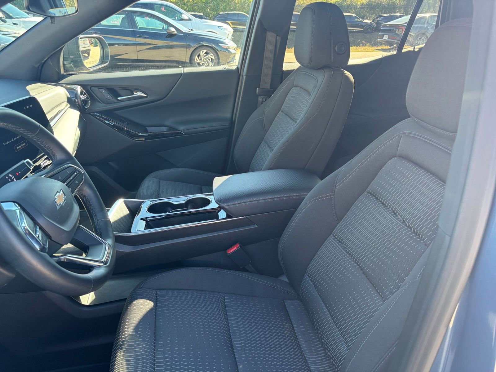 Thumbnail: 2025 Chevrolet Equinox - 34