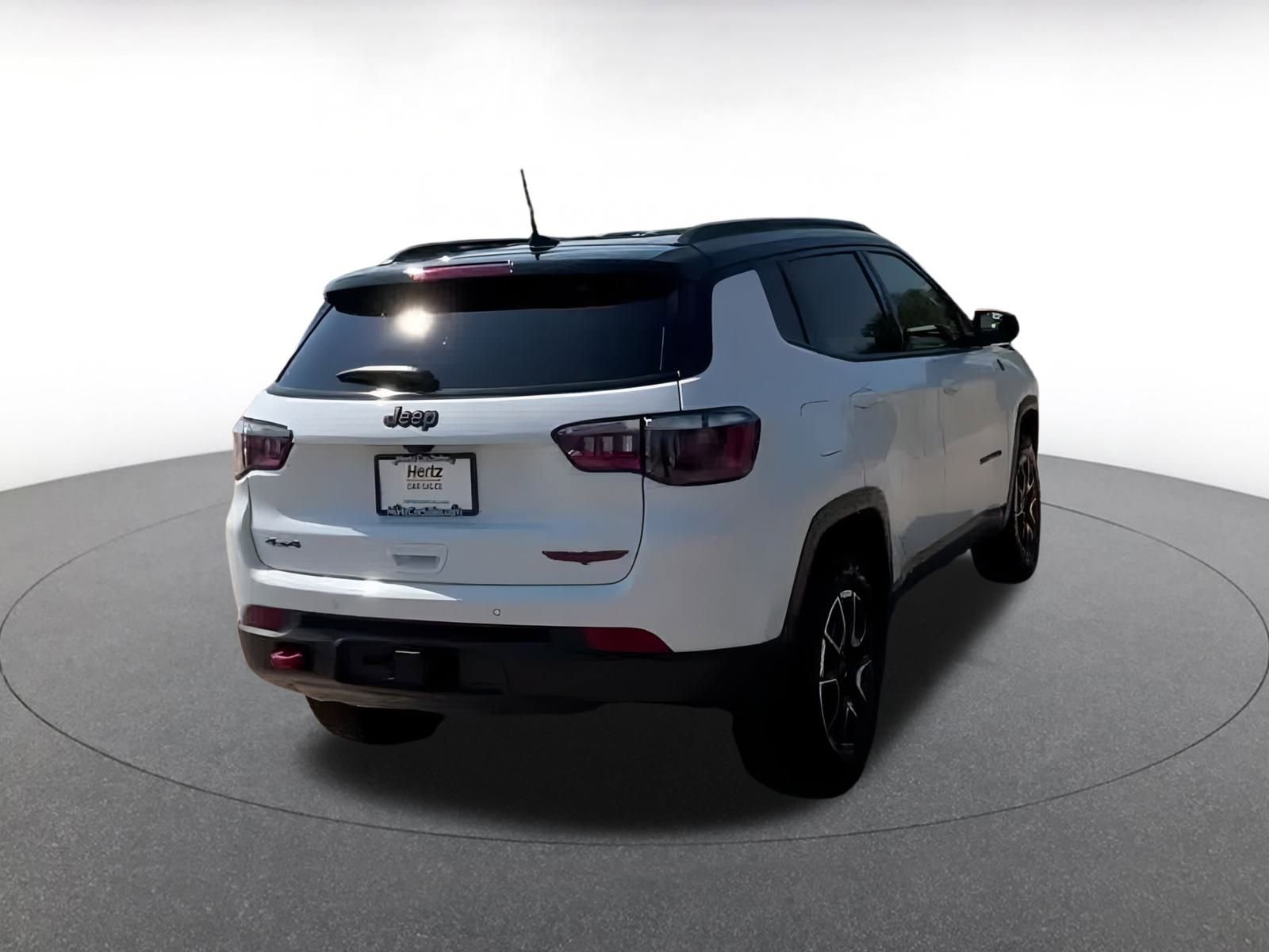 Thumbnail: 2025 Jeep Compass - 15