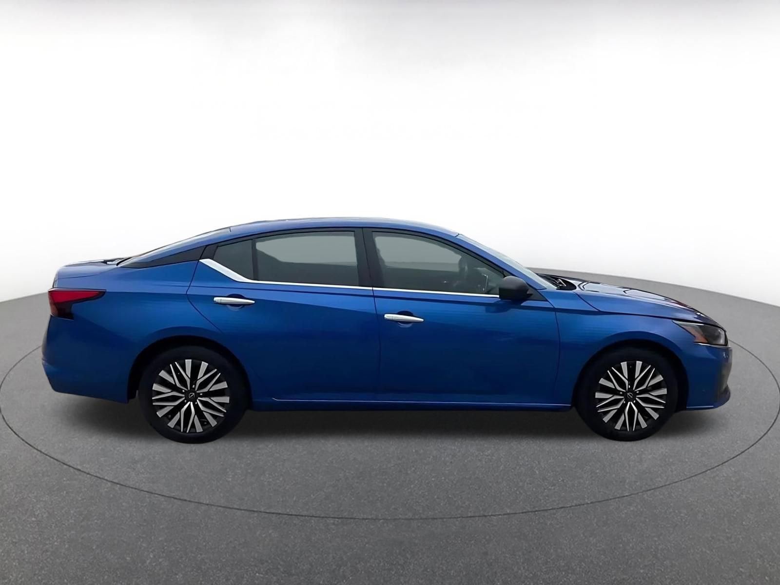 Thumbnail: 2025 Nissan Altima - 16