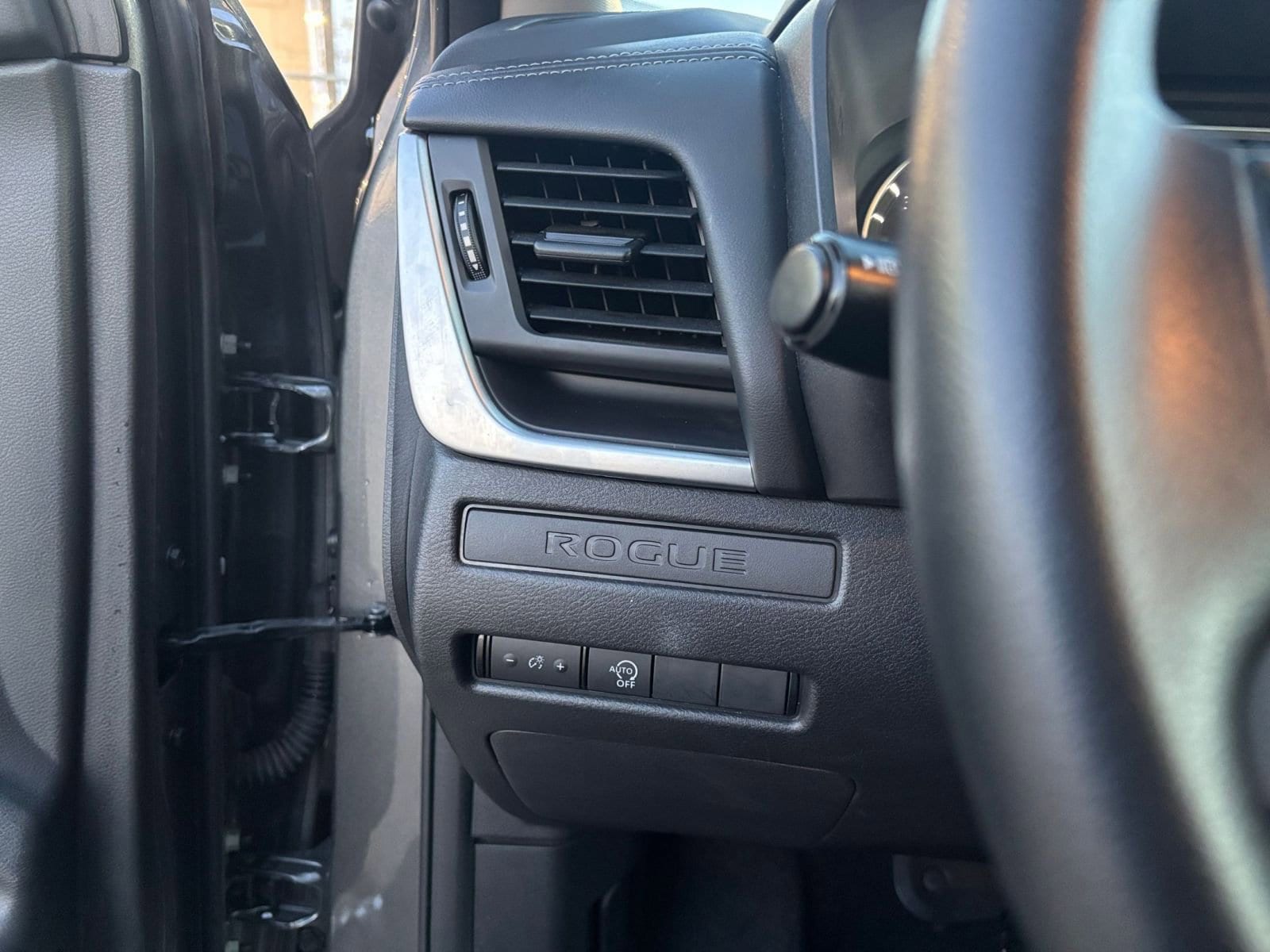 Thumbnail: 2024 Nissan Rogue - 32