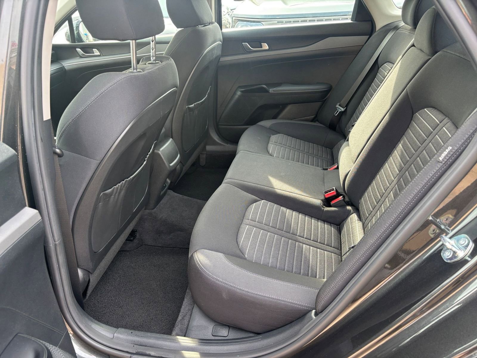 Thumbnail: 2025 Kia K5 - 23