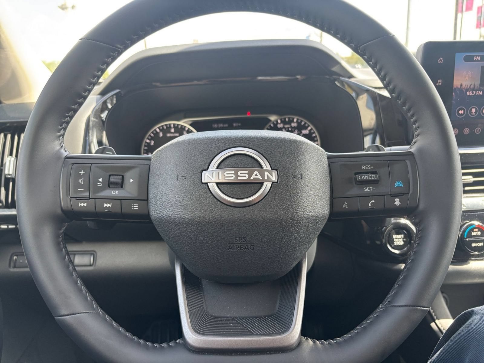Thumbnail: 2026 Nissan Pathfinder - 30