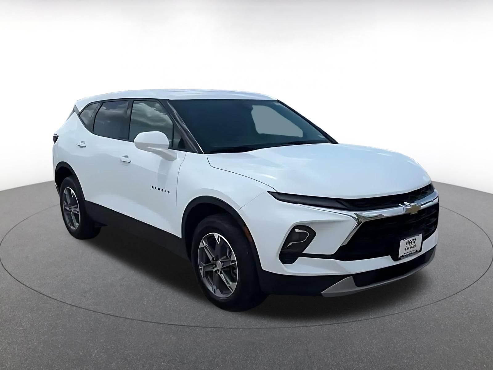 Thumbnail: 2025 Chevrolet Blazer - 3