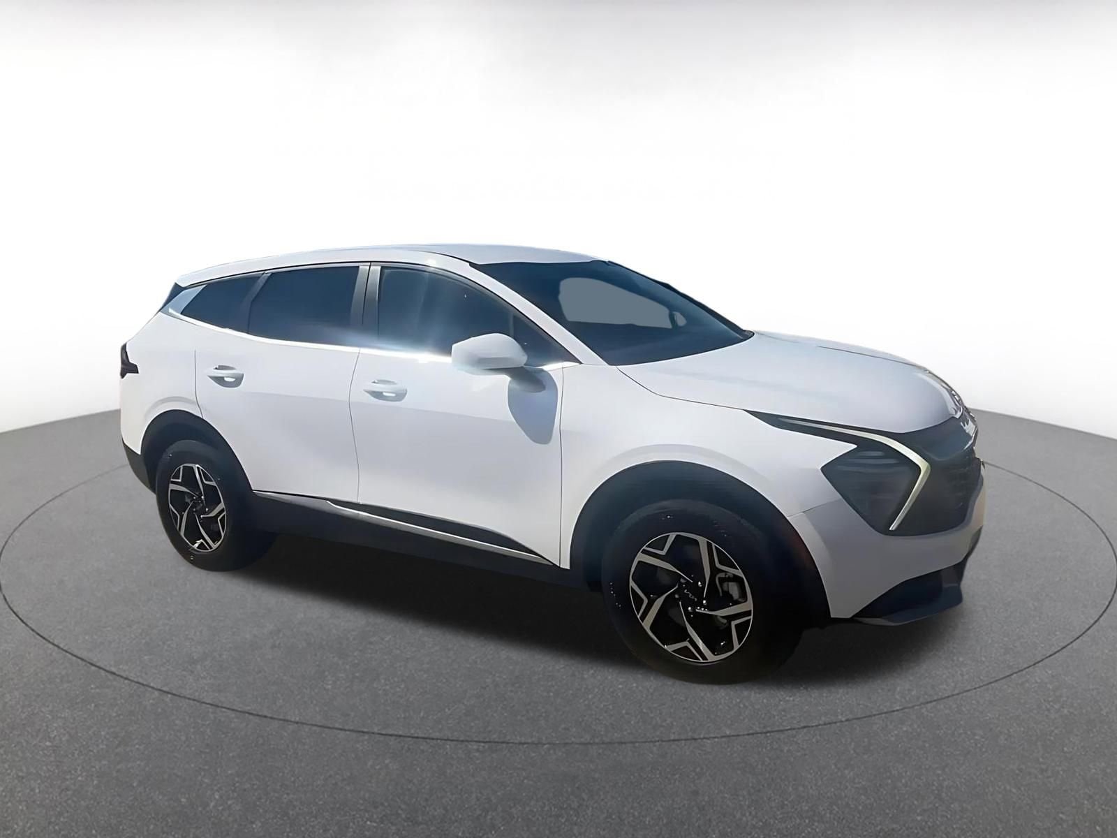 Thumbnail: 2025 Kia Sportage - 2