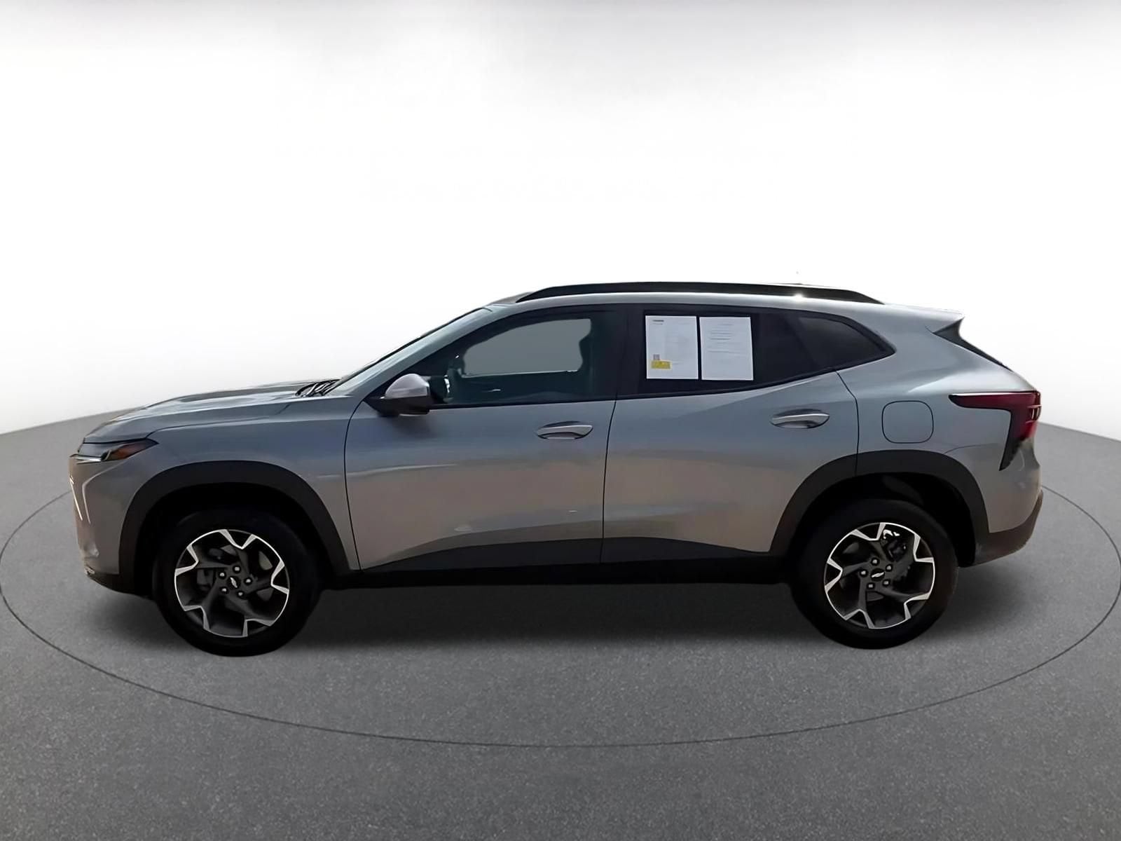 Thumbnail: 2025 Chevrolet Trax - 7