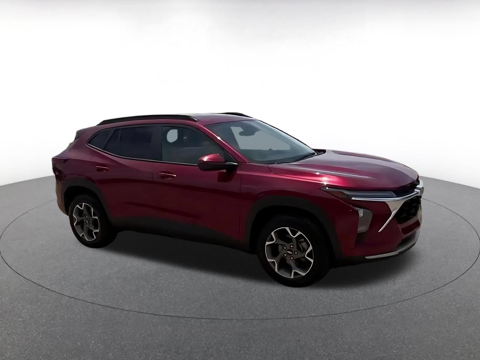 Thumbnail: 2025 Chevrolet Trax - 2