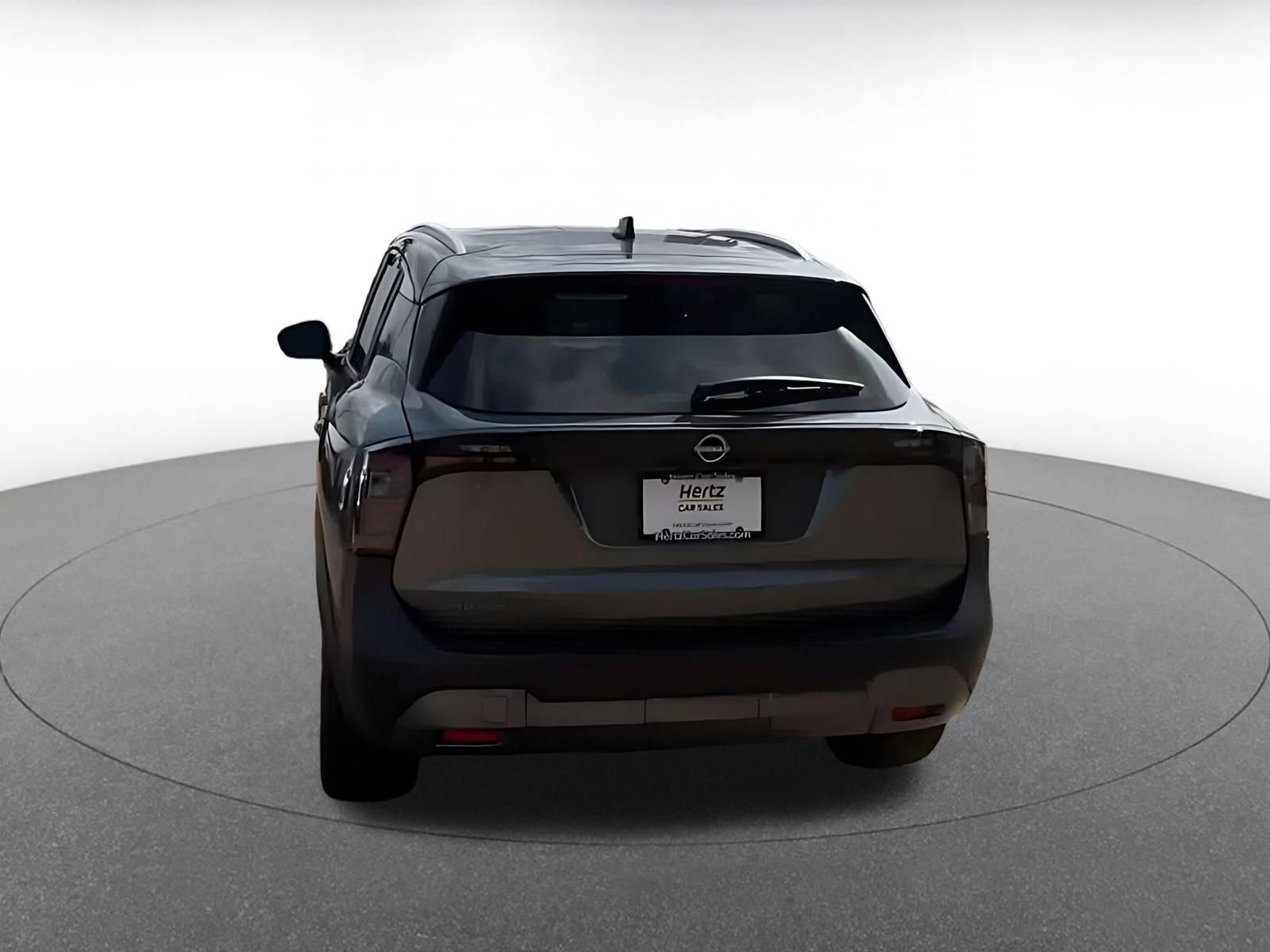 Thumbnail: 2026 Nissan Kicks - 12