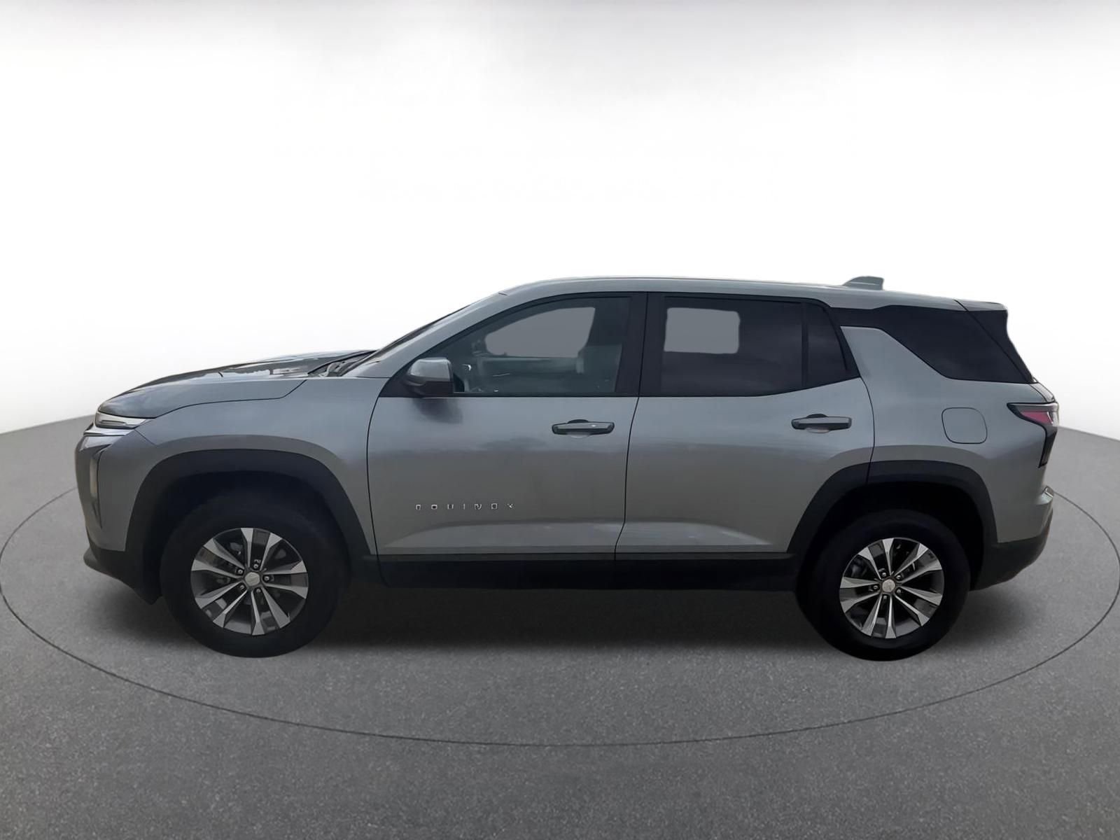 Thumbnail: 2025 Chevrolet Equinox - 10