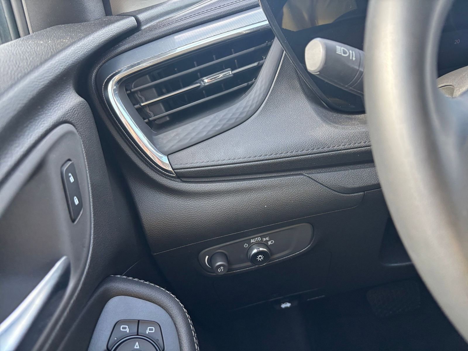 Thumbnail: 2025 Buick Encore GX - 33