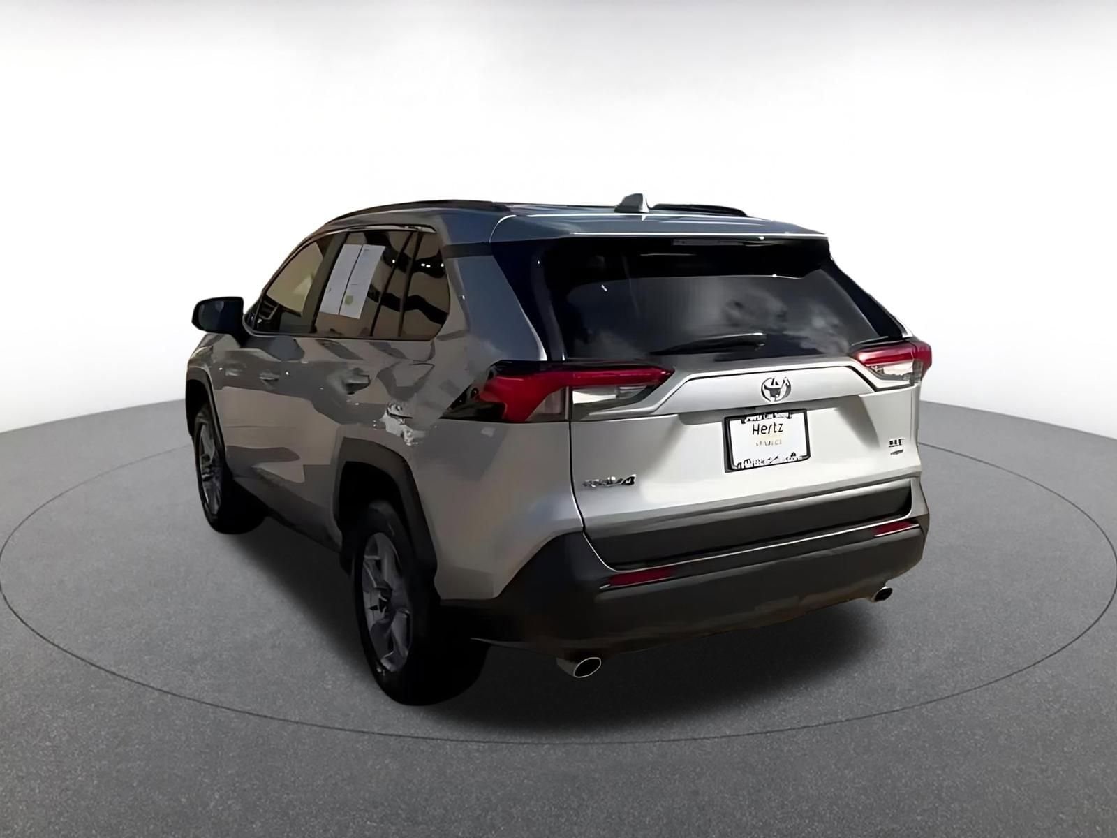 Thumbnail: 2025 Toyota RAV4 - 11