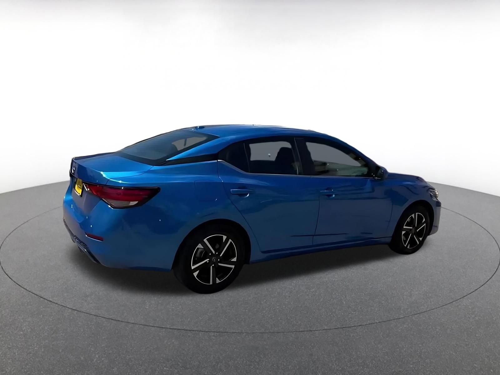 Thumbnail: 2025 Nissan Sentra - 15