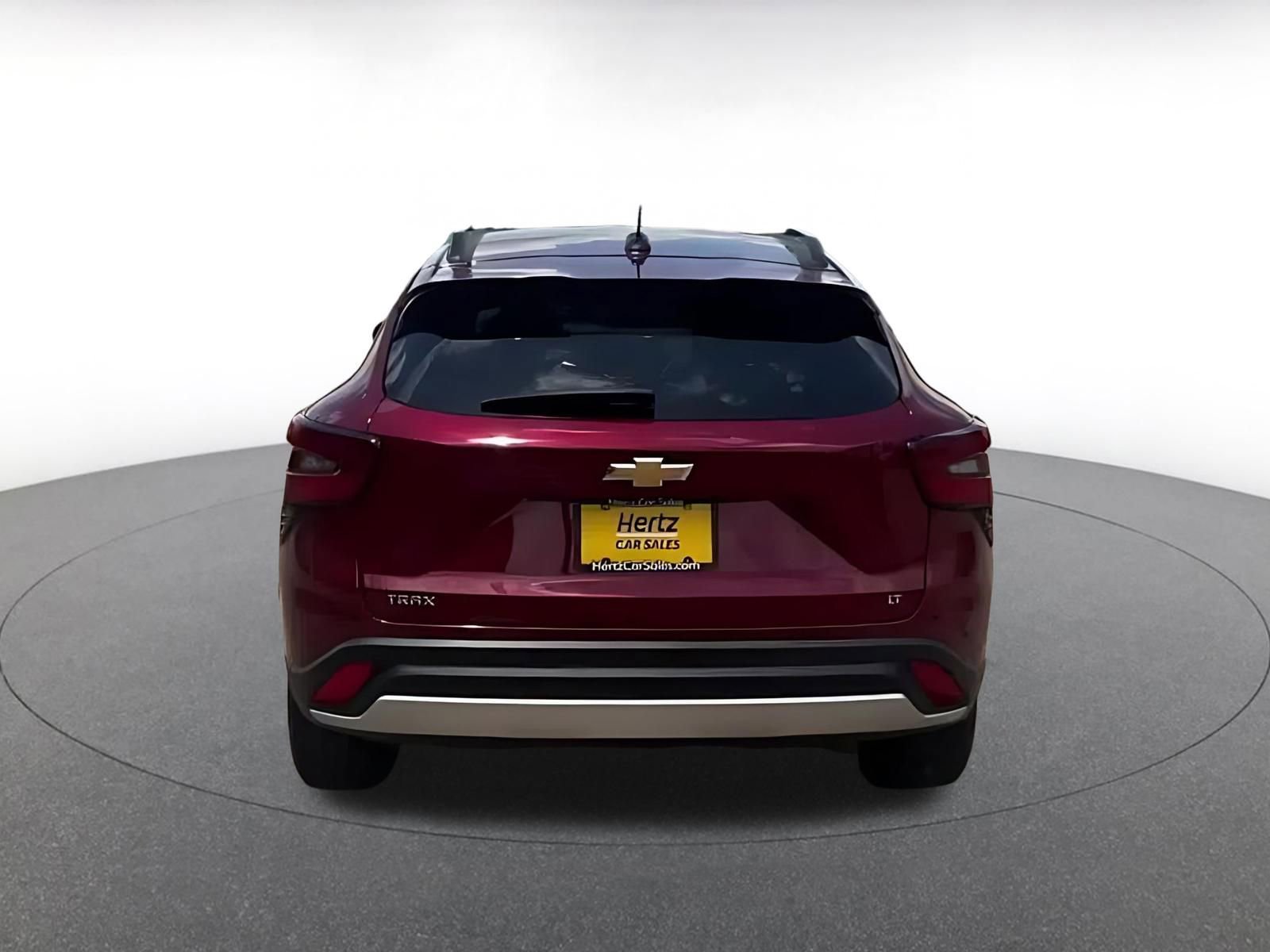 Thumbnail: 2025 Chevrolet Trax - 11