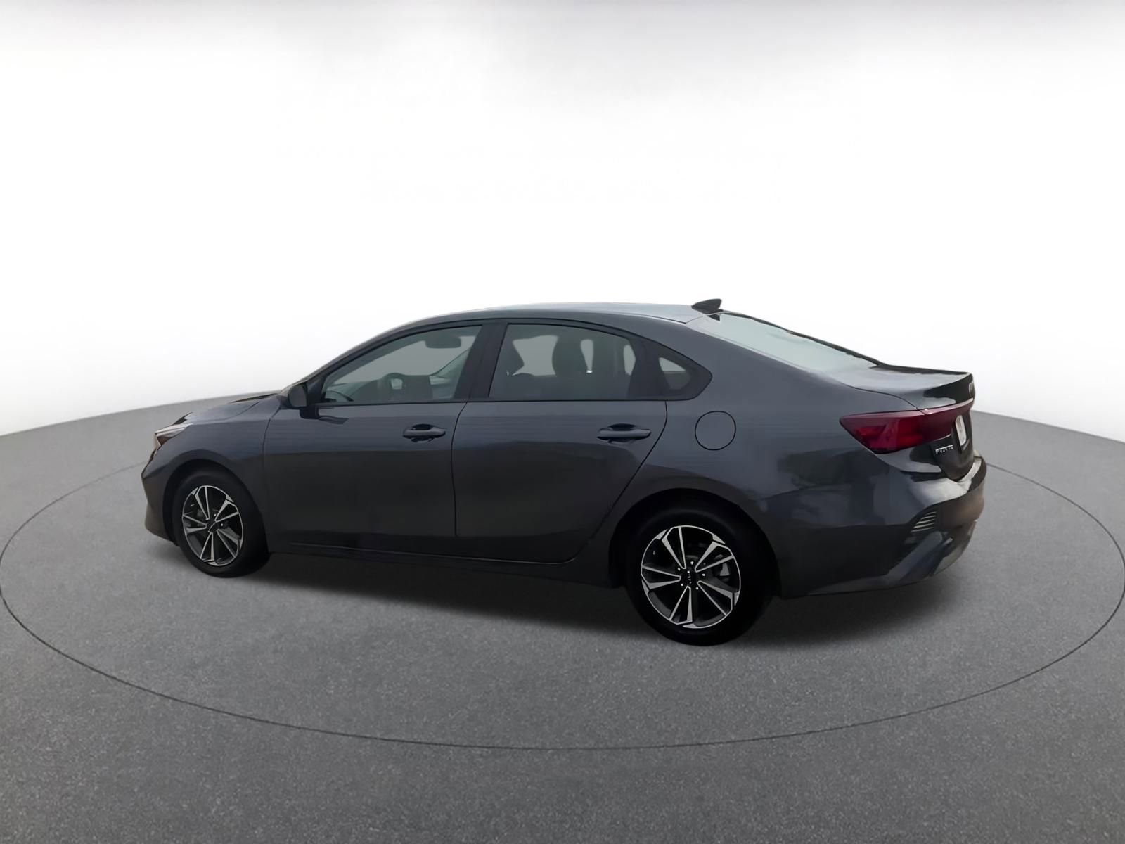 Thumbnail: 2023 Kia Forte - 11