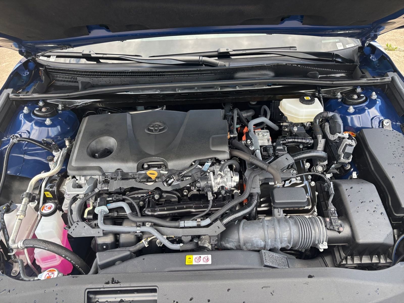 2025 Toyota Camry LE 26