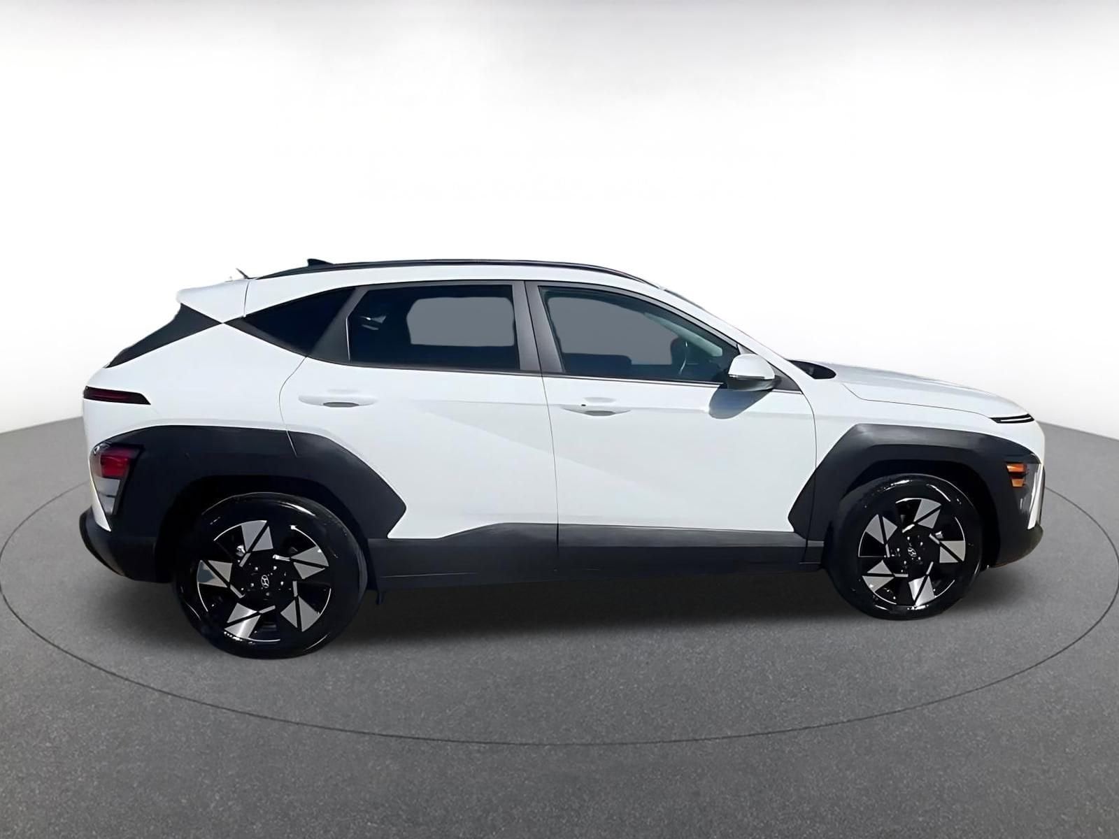 Thumbnail: 2025 Chevrolet Trax - 15