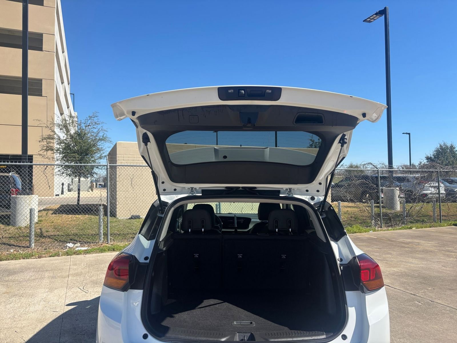 Thumbnail: 2025 Buick Encore GX - 30