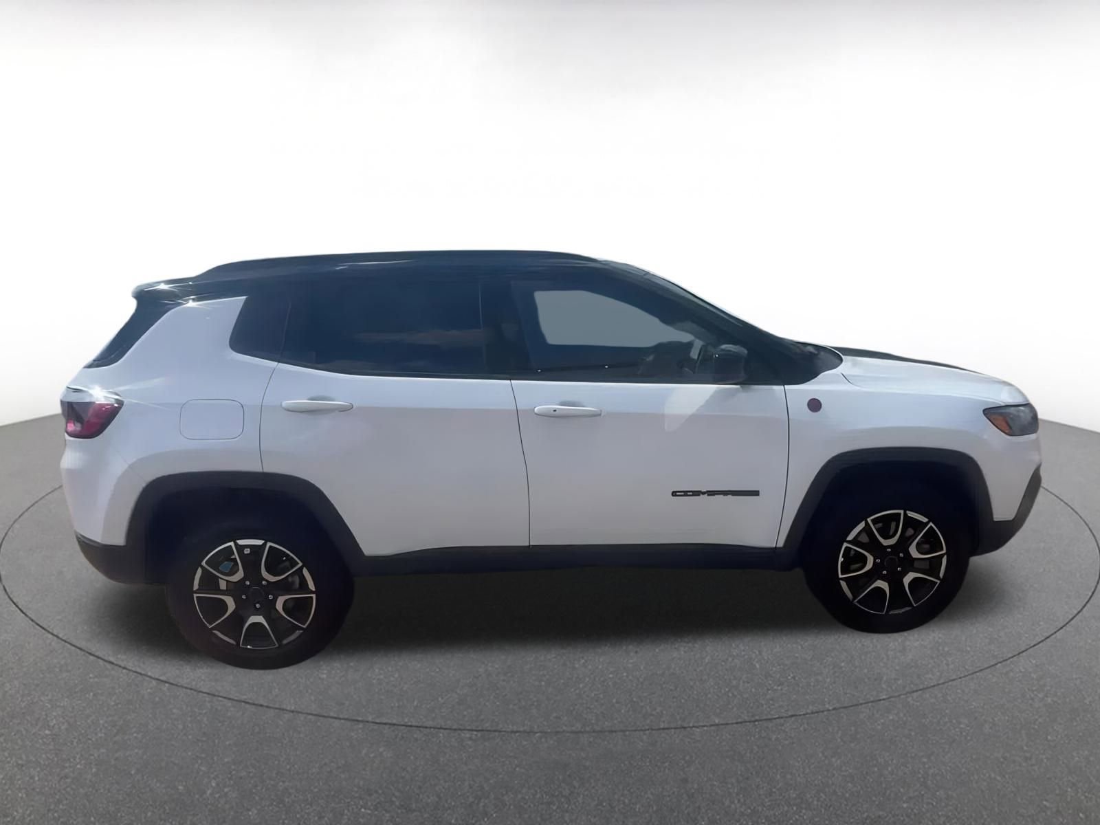 Thumbnail: 2025 Jeep Compass - 15