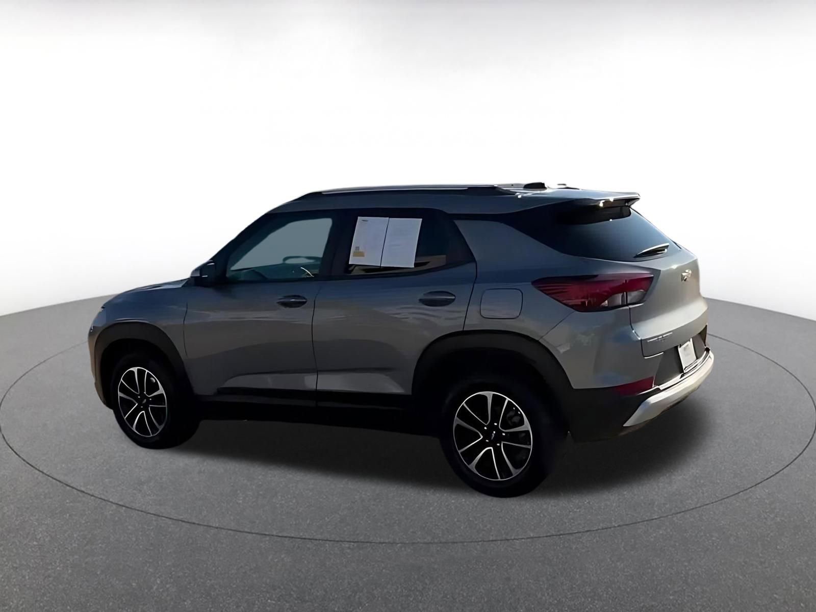 Thumbnail: 2025 Chevrolet TrailBlazer - 14