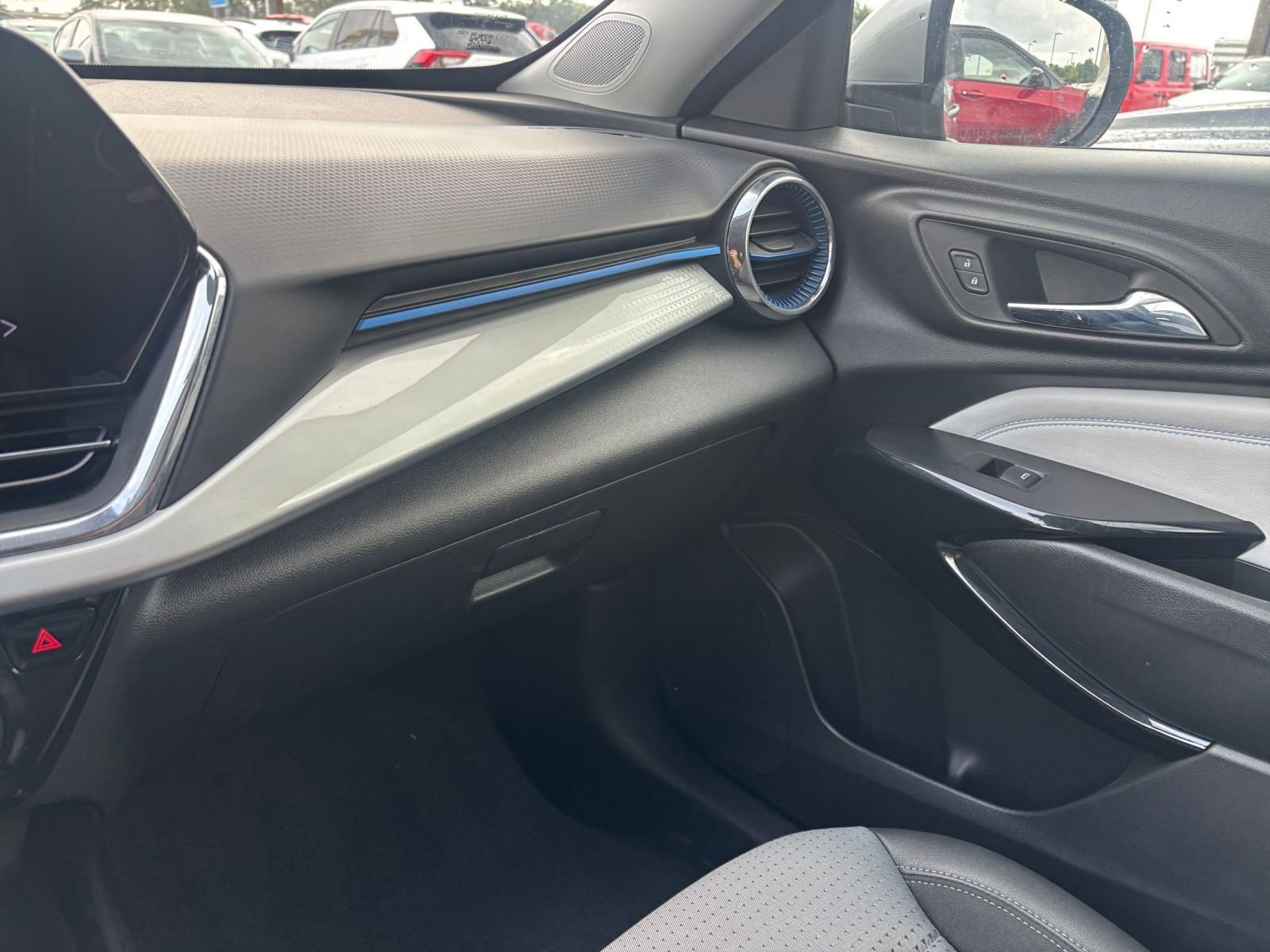 Thumbnail: 2025 Chevrolet Trax - 34