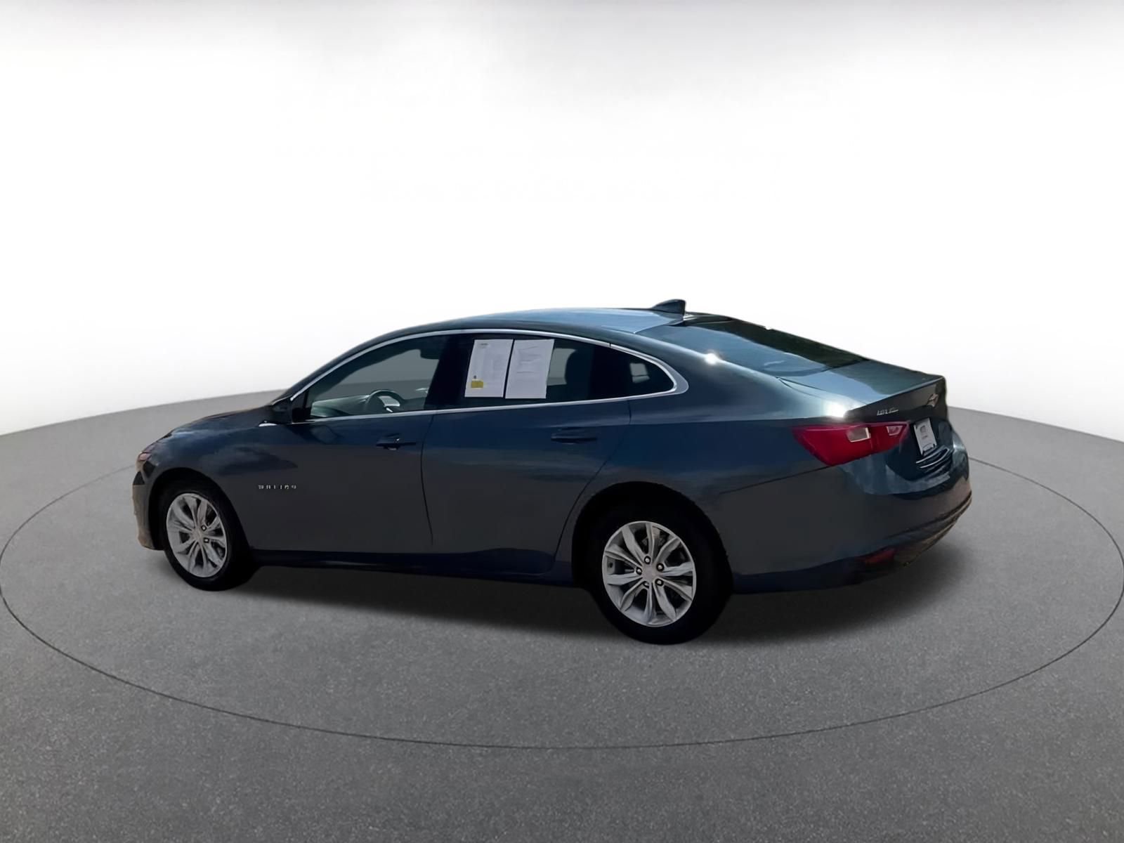 Thumbnail: 2024 Chevrolet Malibu - 15