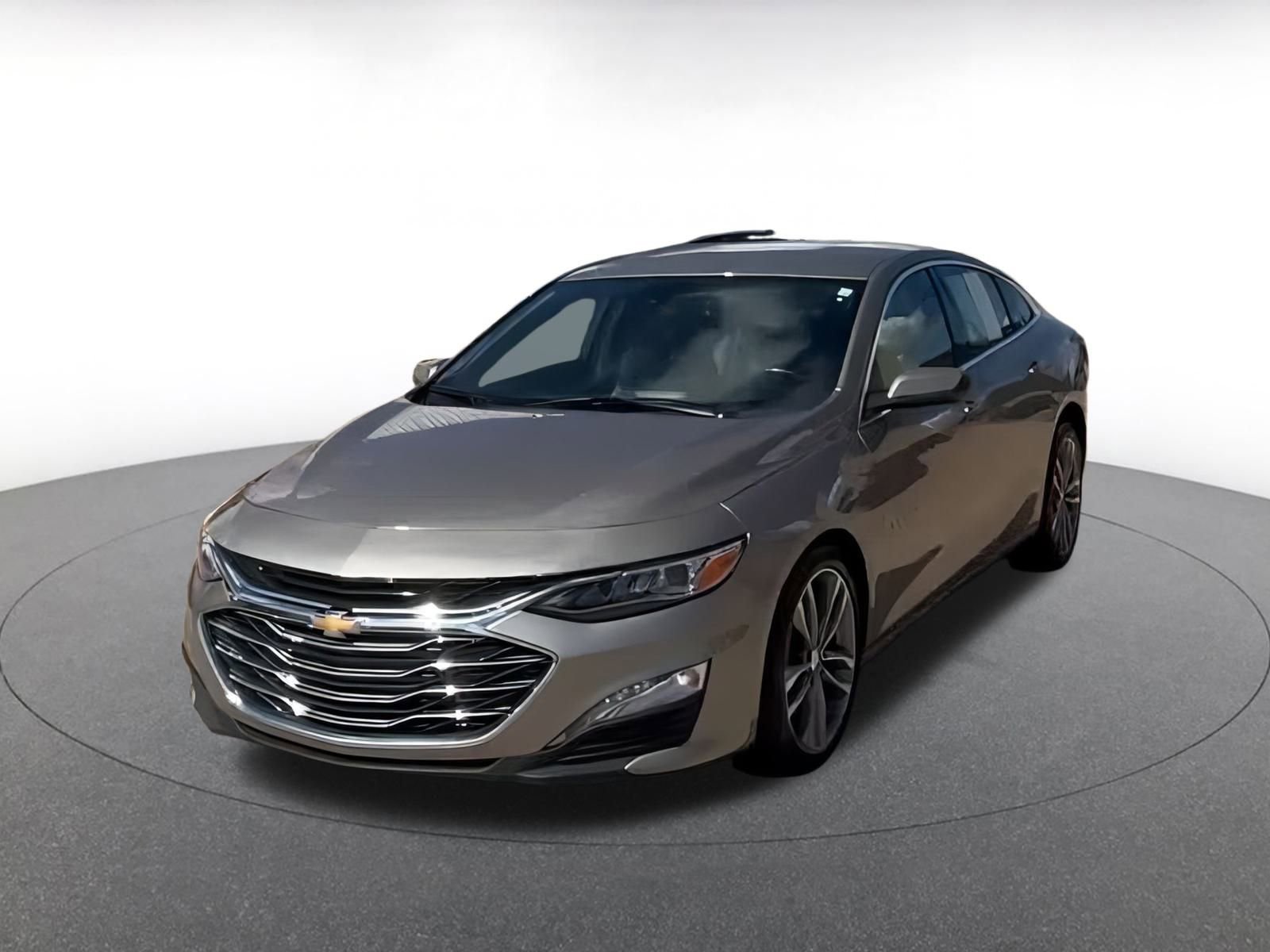 Thumbnail: 2024 Chevrolet Malibu - 4