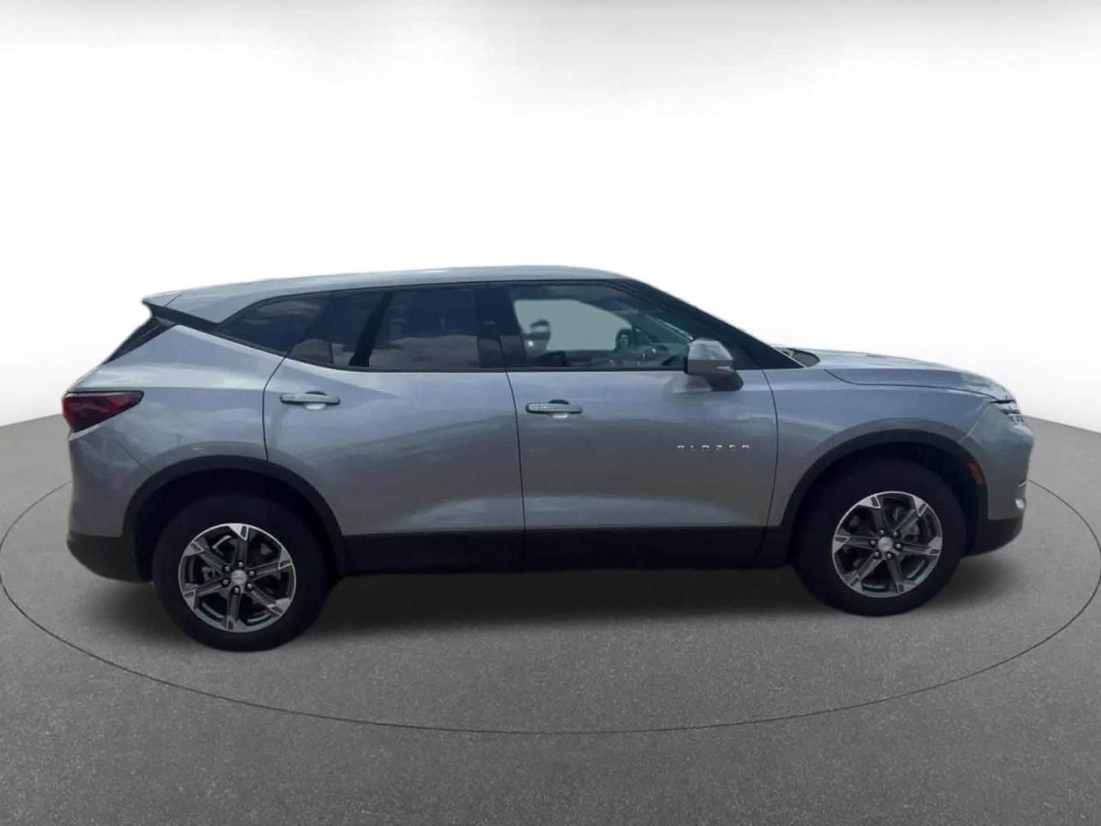 Thumbnail: 2025 Chevrolet Blazer - 16