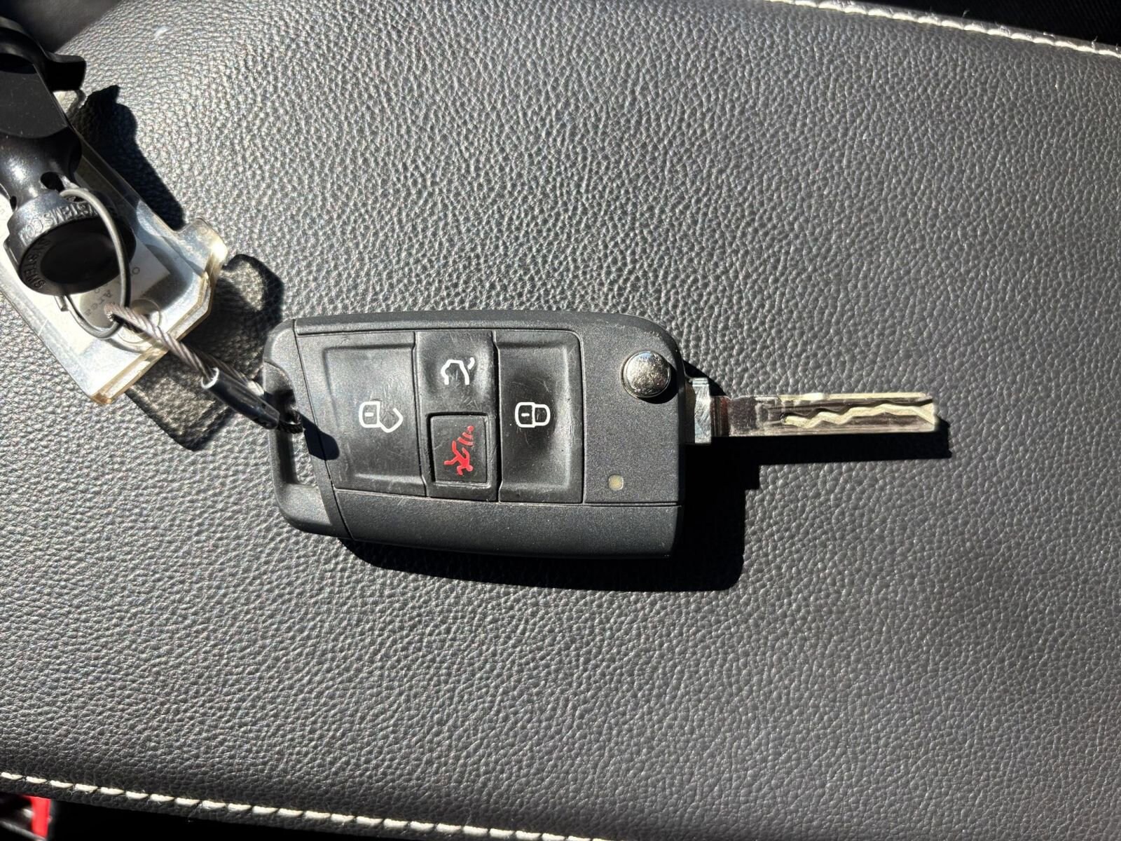 Thumbnail: 2025 Volkswagen Jetta - 21