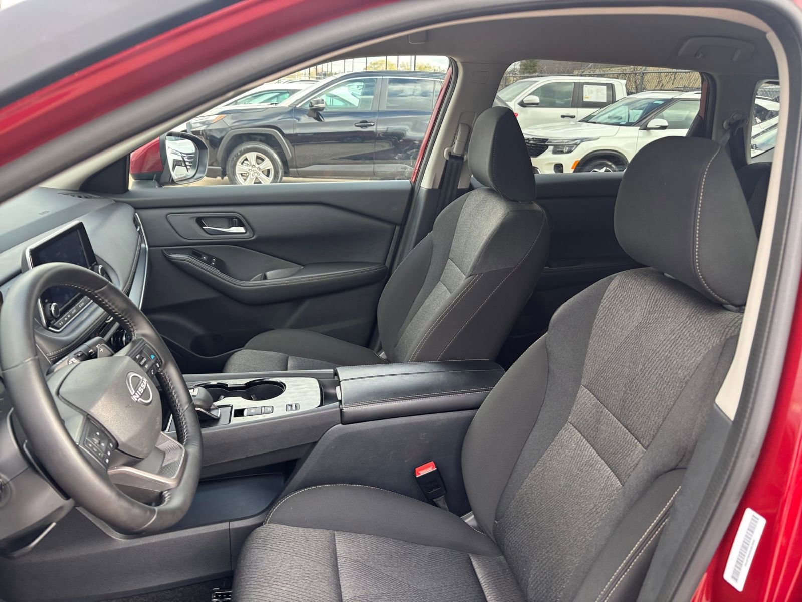 Thumbnail: 2025 Nissan Rogue - 29