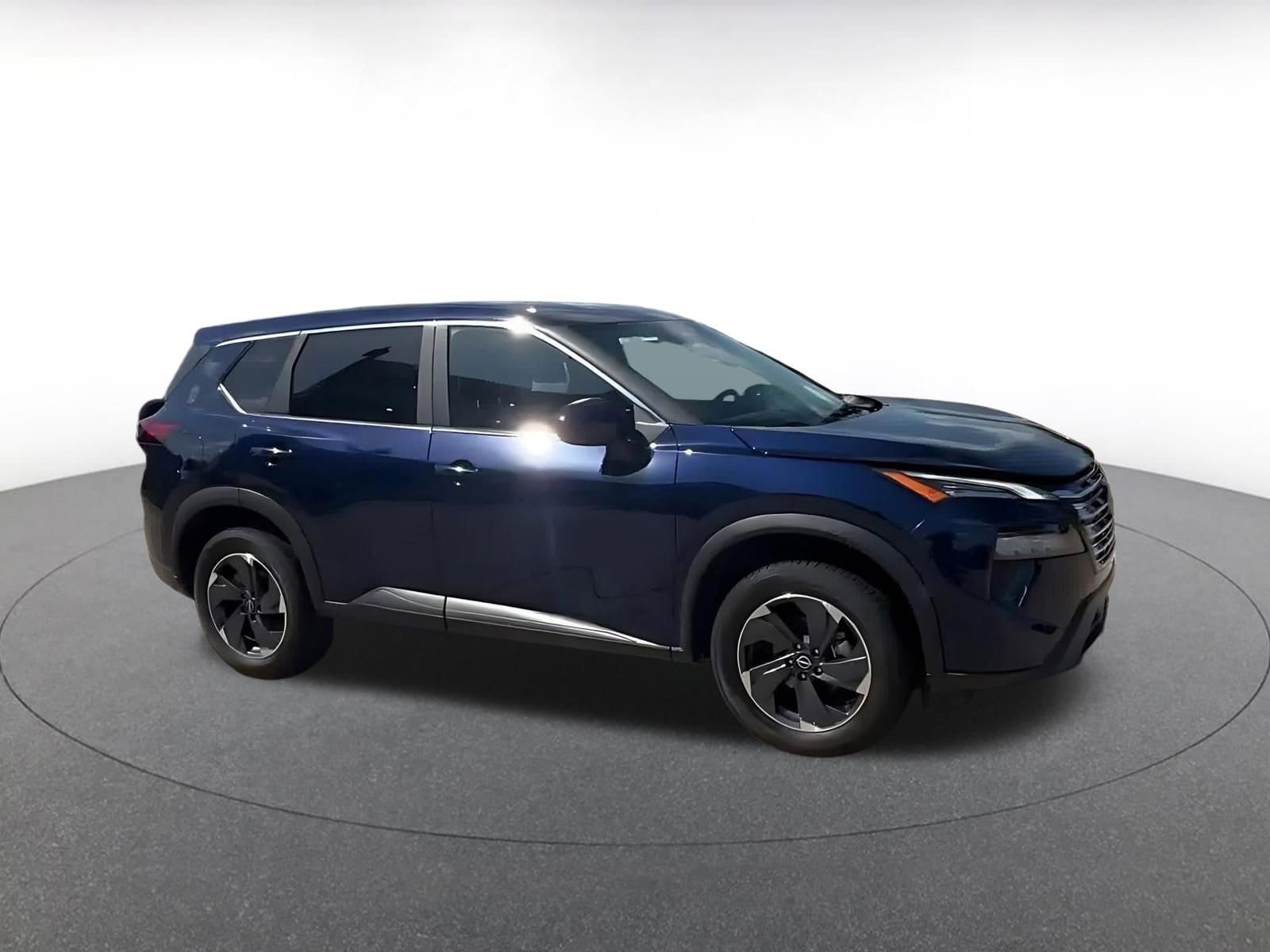 Thumbnail: 2025 Nissan Rogue - 2