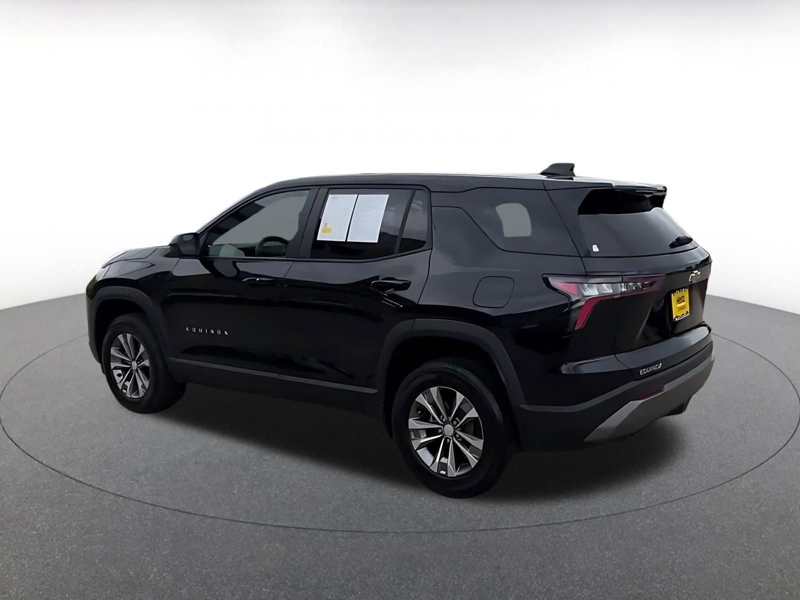 Thumbnail: 2025 Chevrolet Equinox - 10
