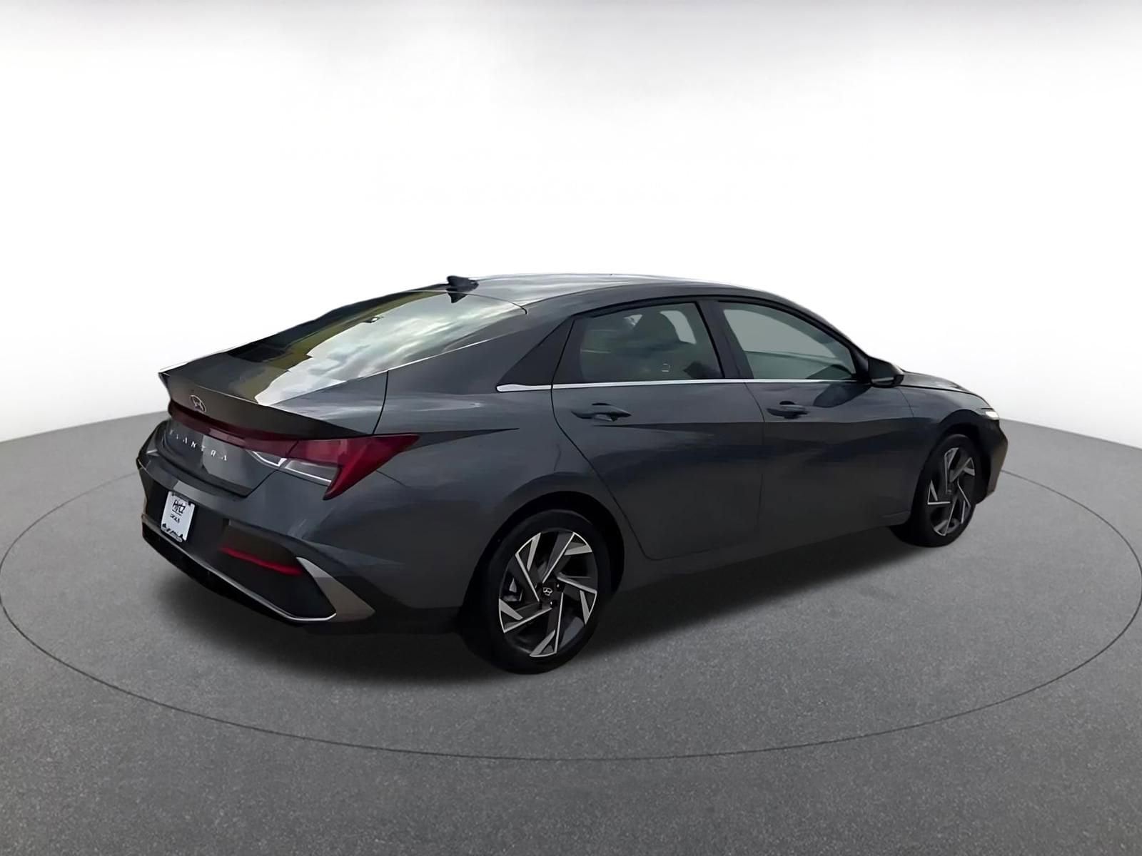 Thumbnail: 2025 Hyundai Elantra - 15