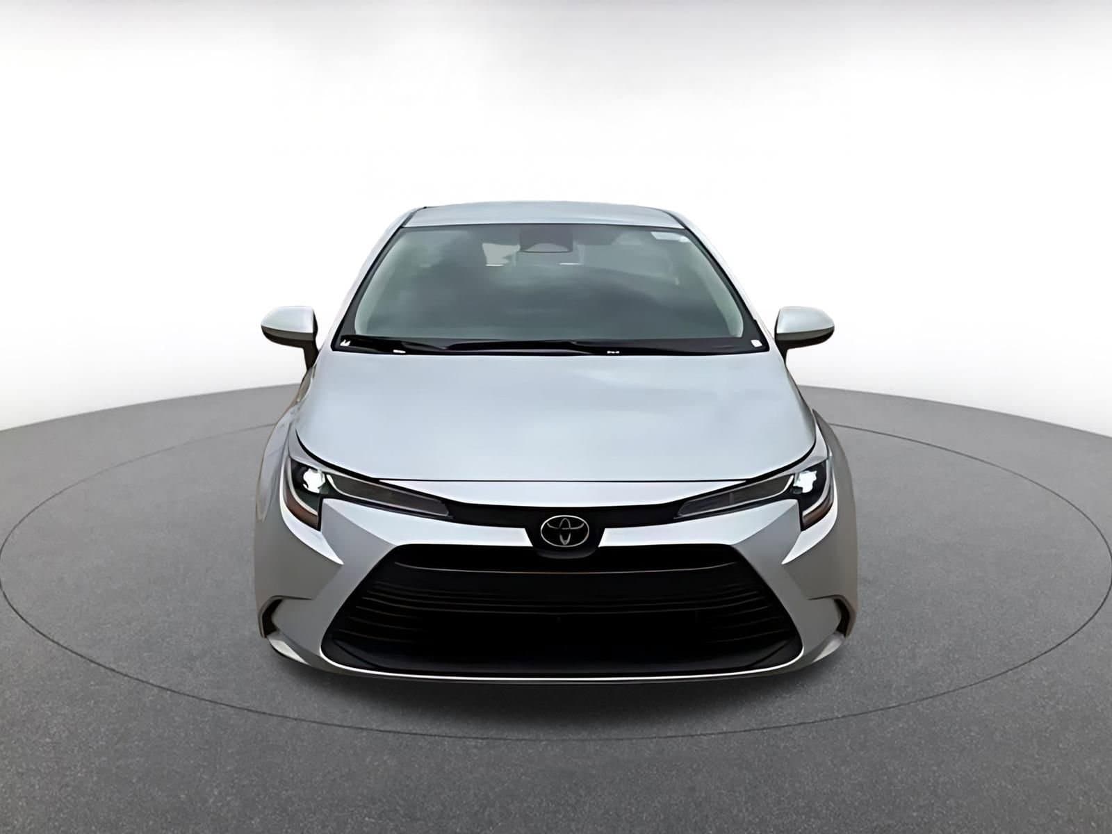 Thumbnail: 2025 Toyota Corolla - 4