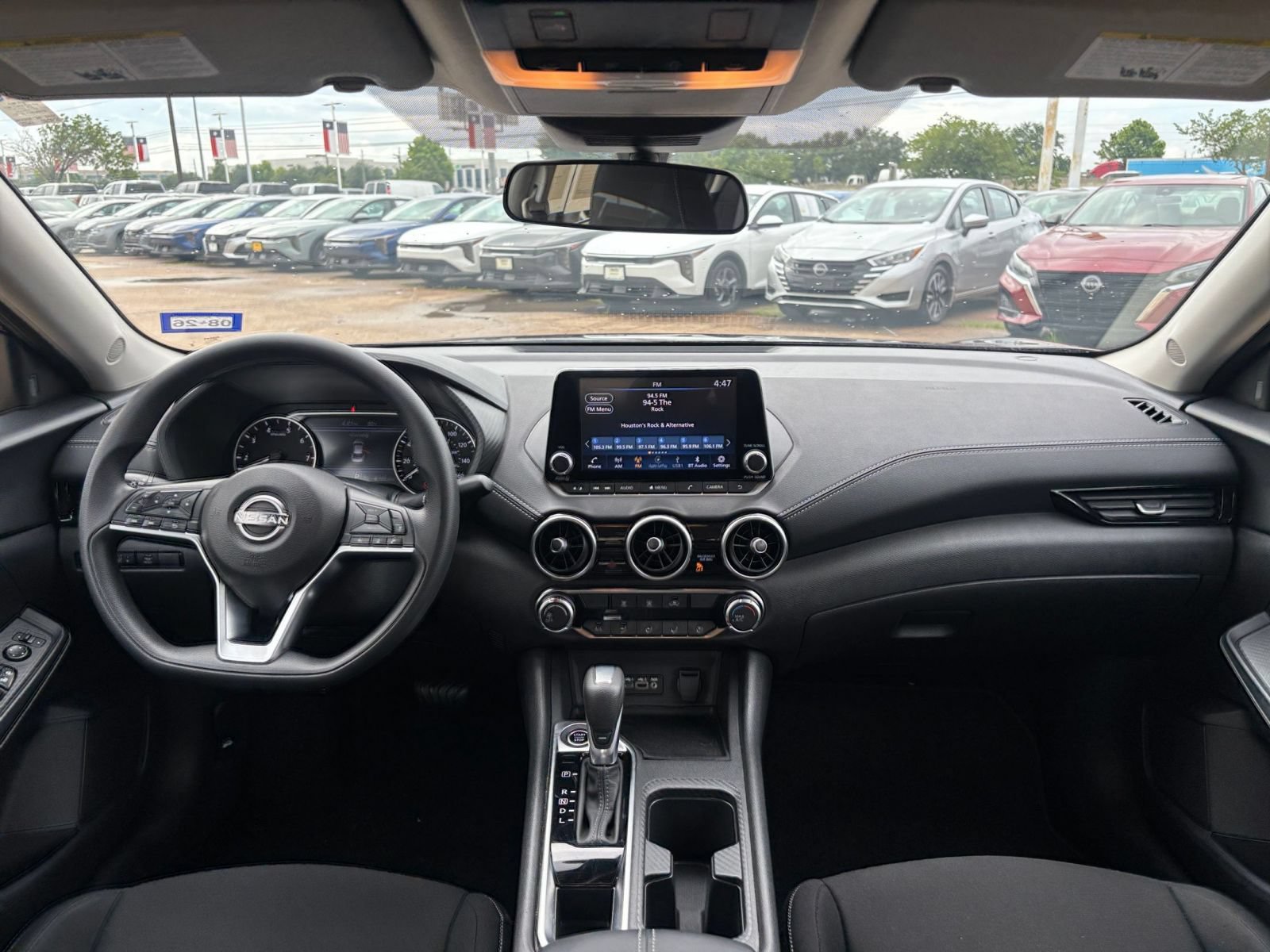 Thumbnail: 2025 Nissan Sentra - 31