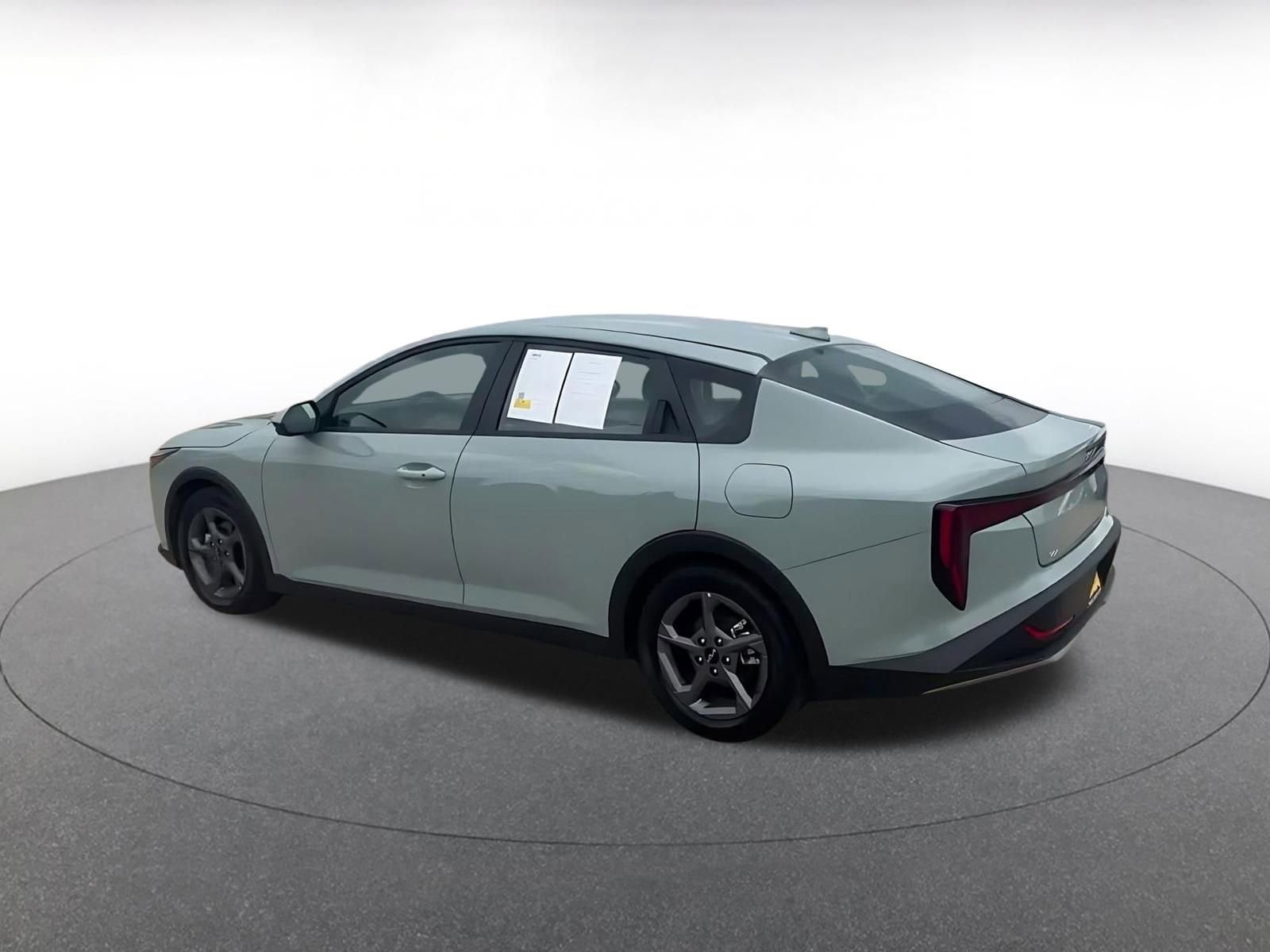 Thumbnail: 2025 Kia K4 - 11