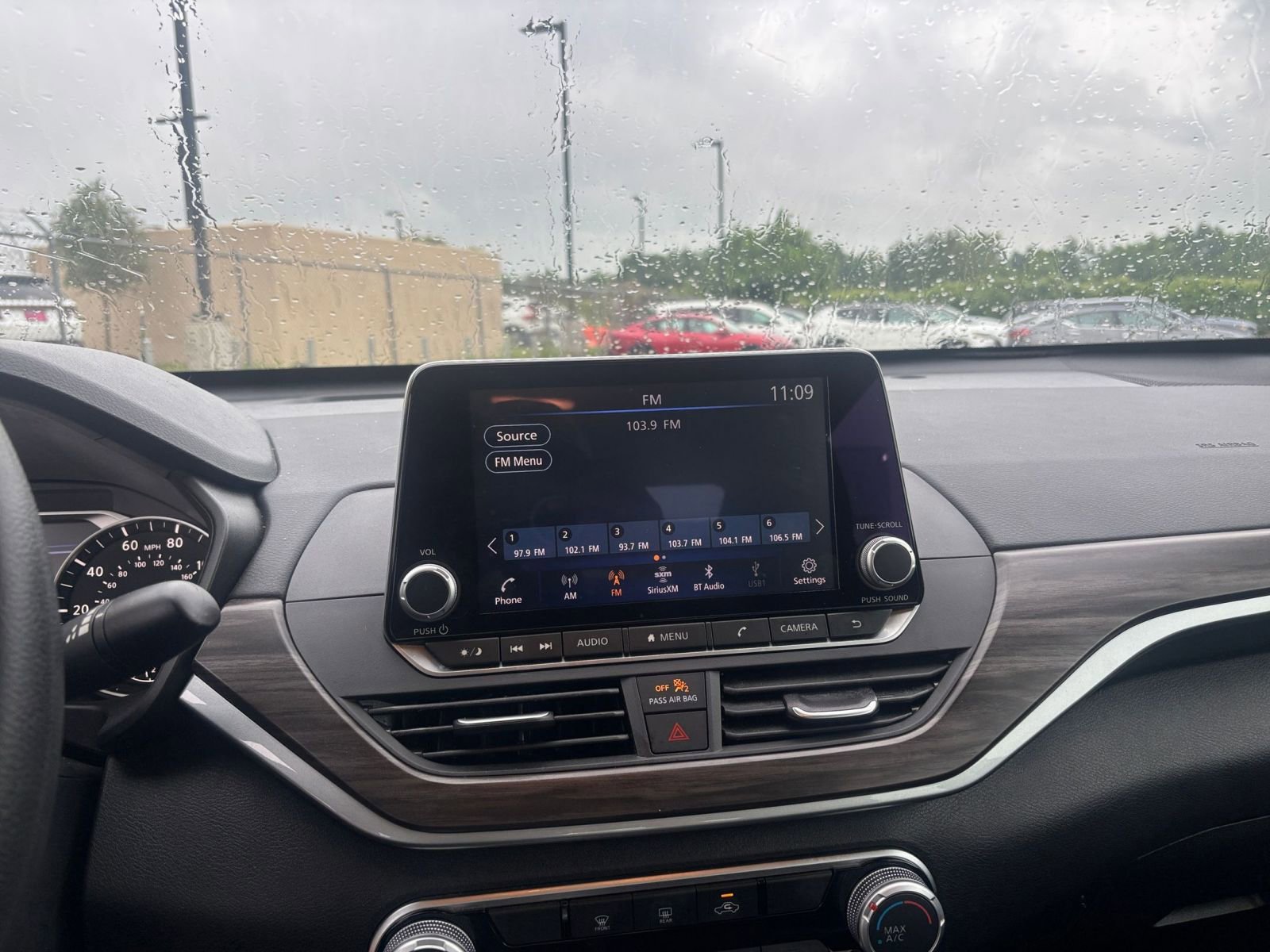 Thumbnail: 2025 Nissan Altima - 20