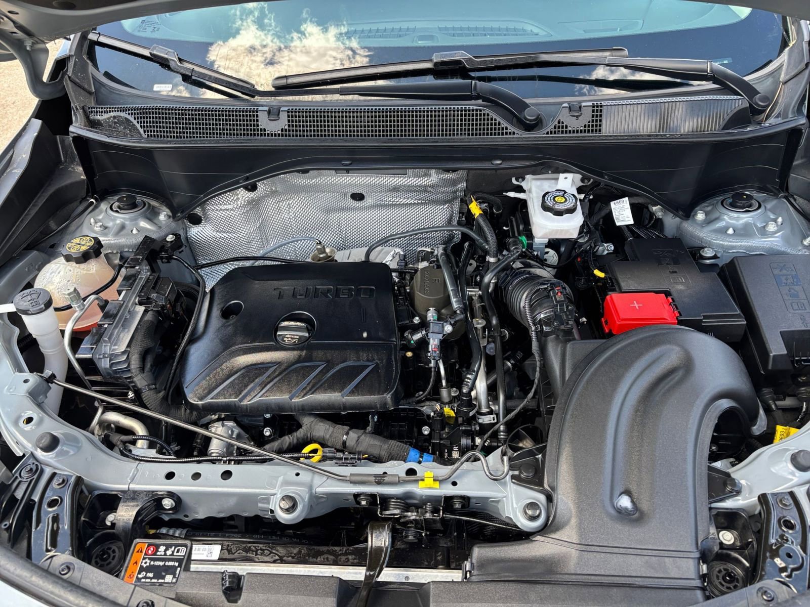 Thumbnail: 2025 Buick Encore GX - 31