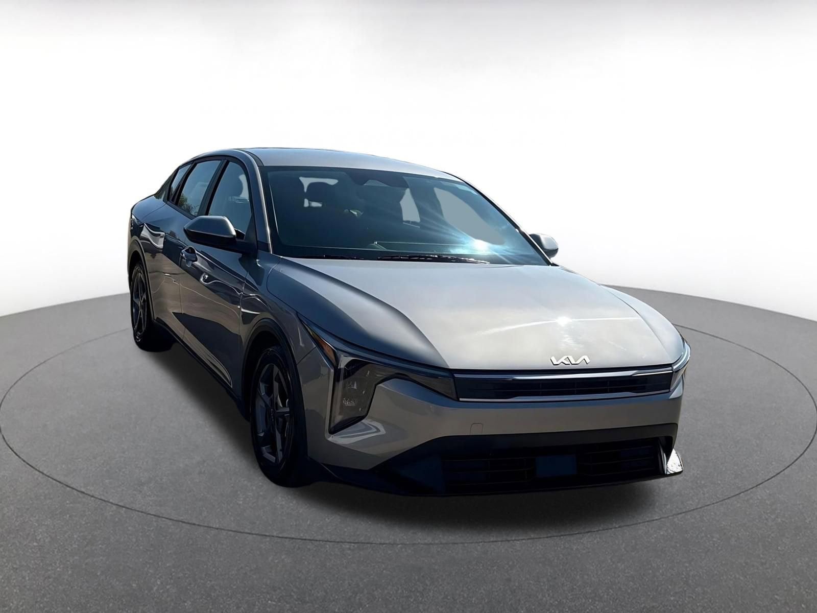 Thumbnail: 2025 Kia K4 - 1